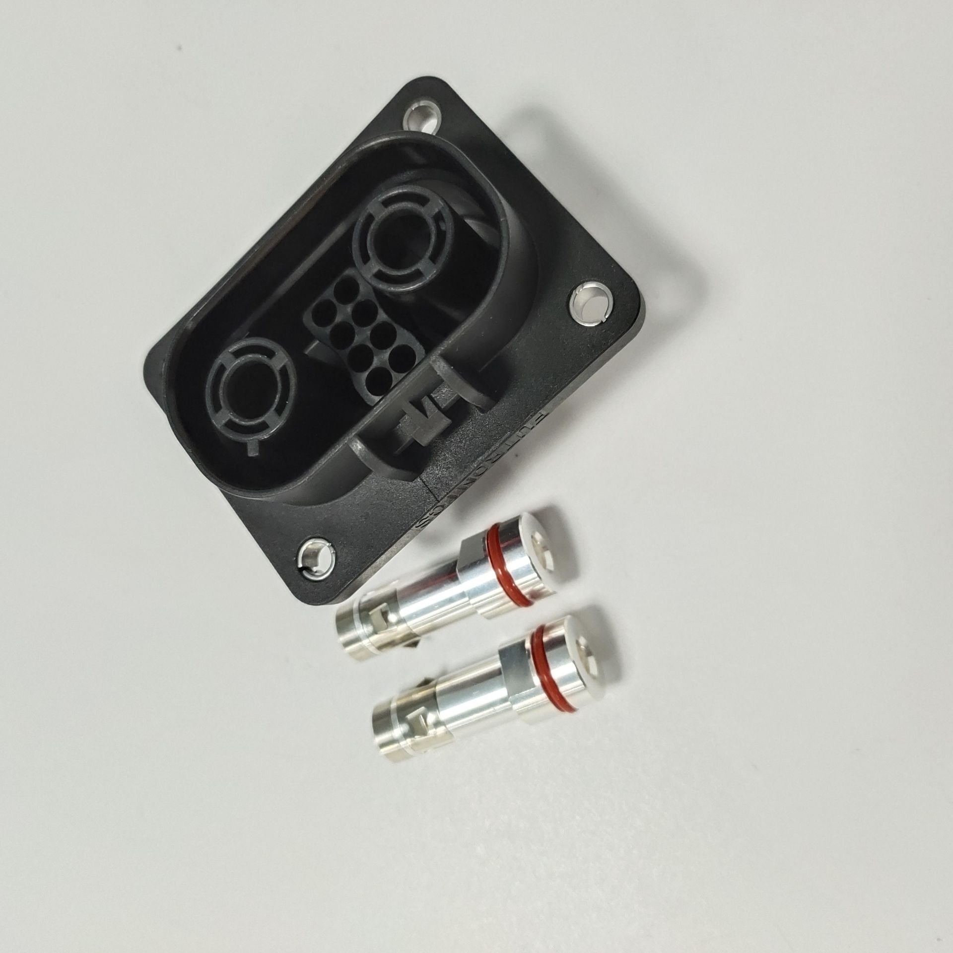 IP67 Waterproof 150a 2+8 battery storage cable Hybrid Power Connector