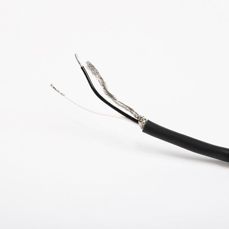 Three meters of armoured senso2-core extension screen cable shielded cable connector with one empty end and a 2-core MIL-C-5015