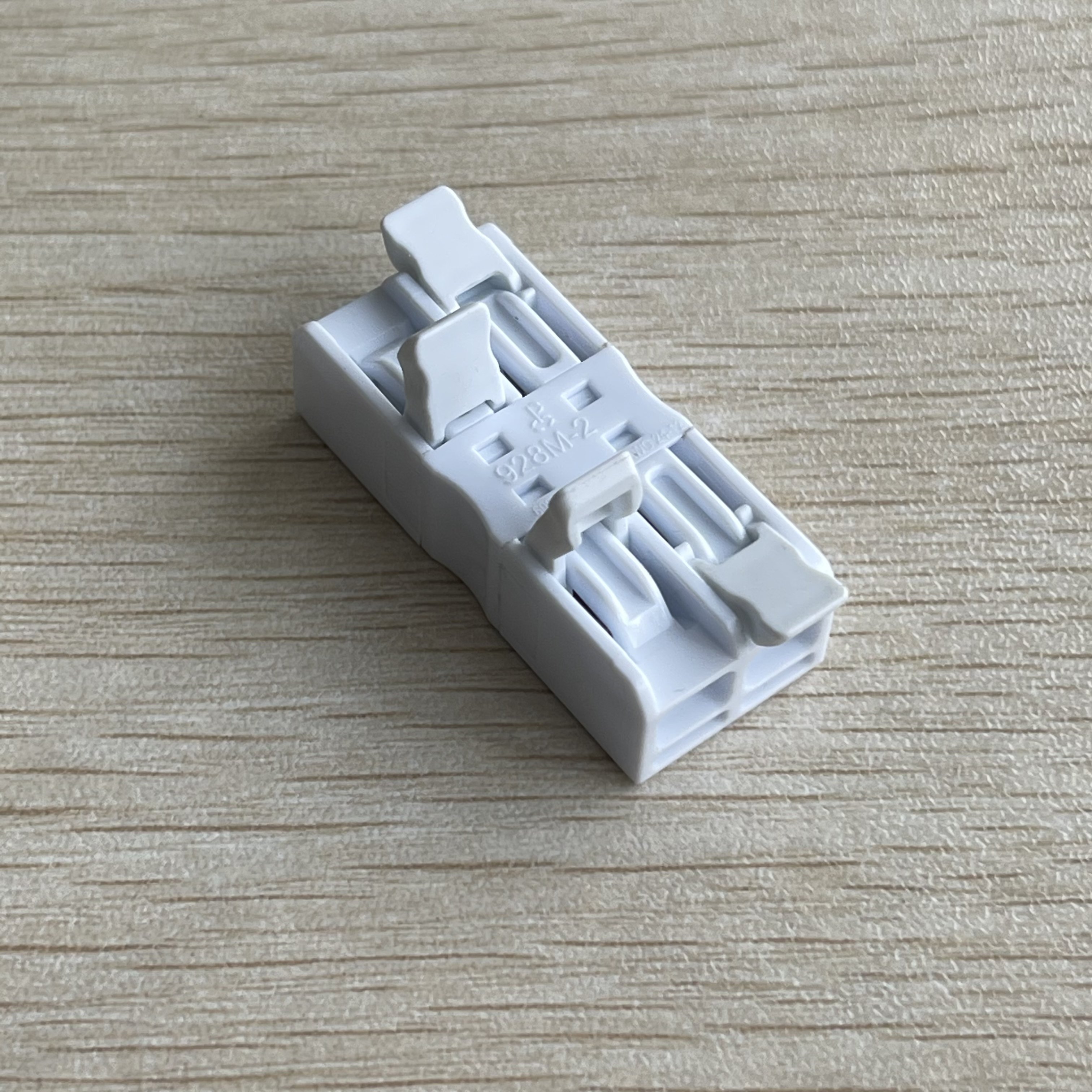 ENEC CE 2 Pin quick push wire connector for wiring 4mm2