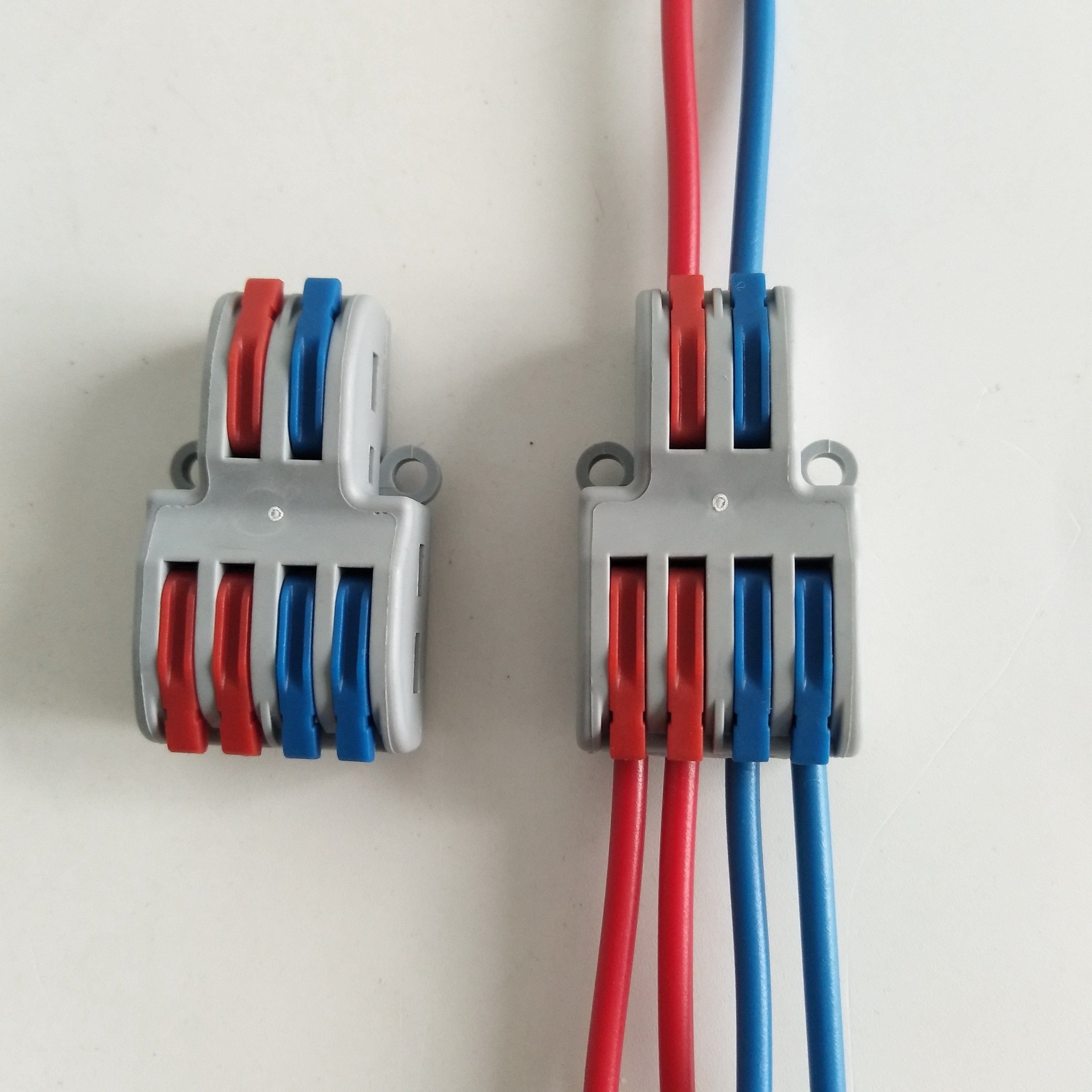 2 In 4 Out Mini Quick Fast Wire Connector Universal Wiring Cable Connector Push-in Conductor Terminal Block SPL-42