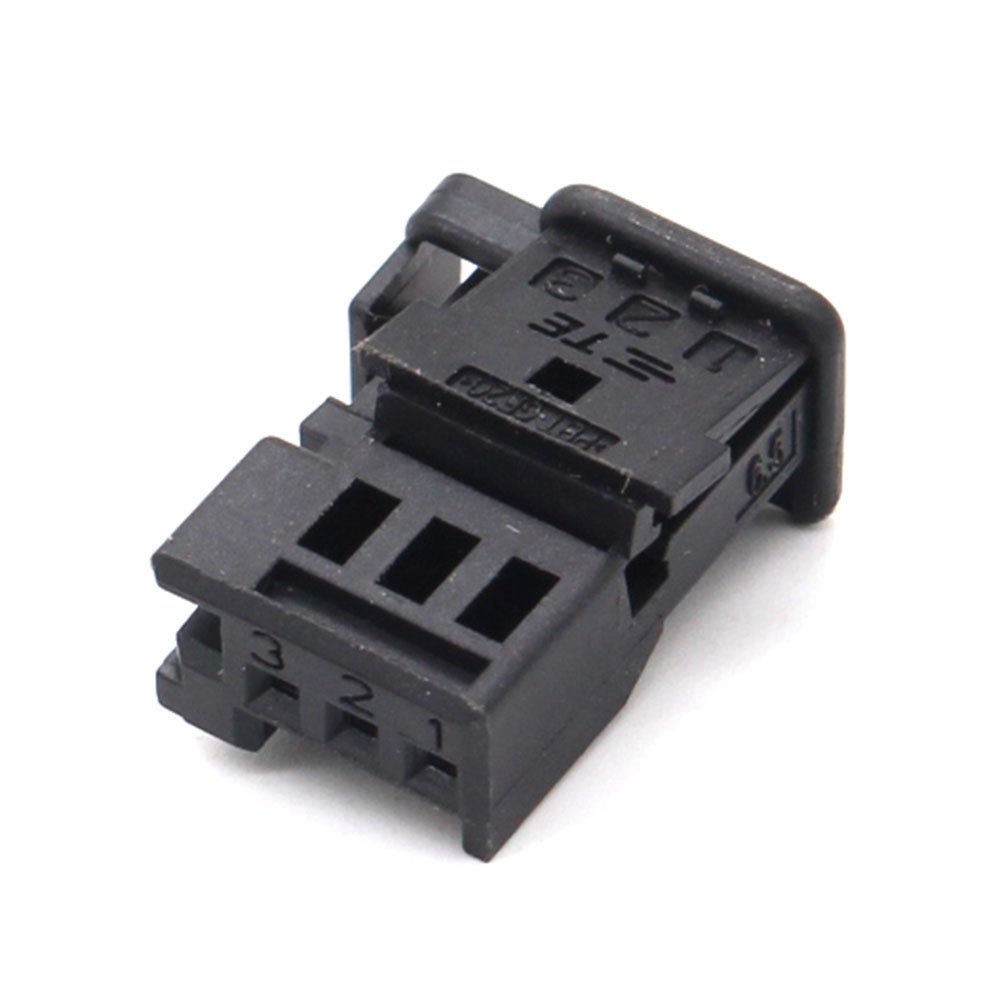 TE Connectivity Automotive PBT GF20 3 Pin Female Auto Wire Harness Connector For VW