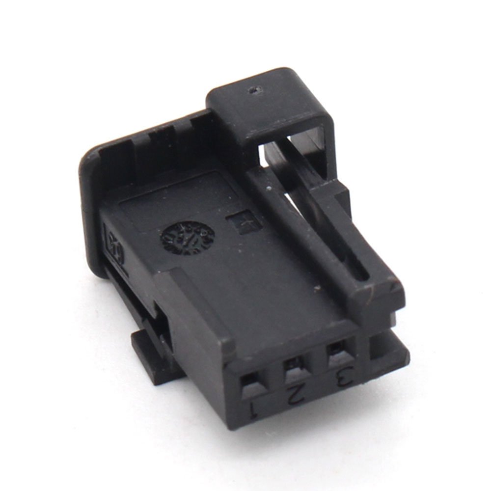 TE Connectivity Automotive PBT GF20 3 Pin Female Auto Wire Harness Connector For VW