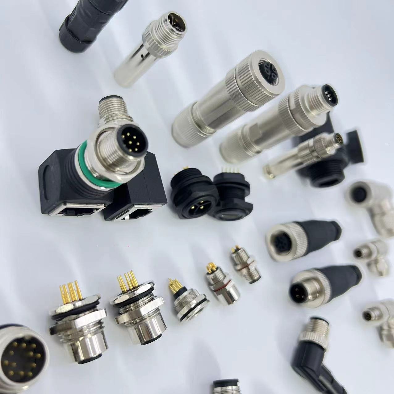 M Connectors
