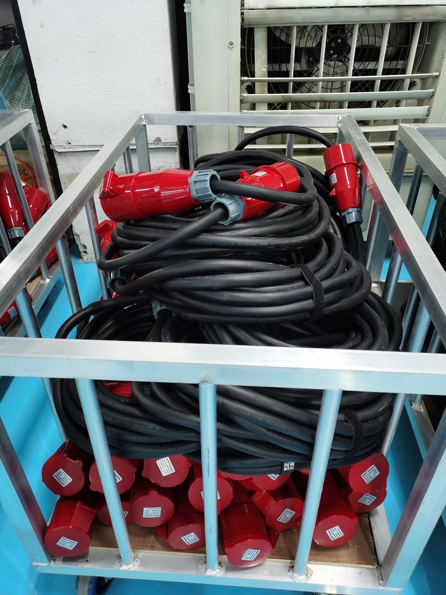 32A 5Pin CEE male and female electrical connectors for extension cable