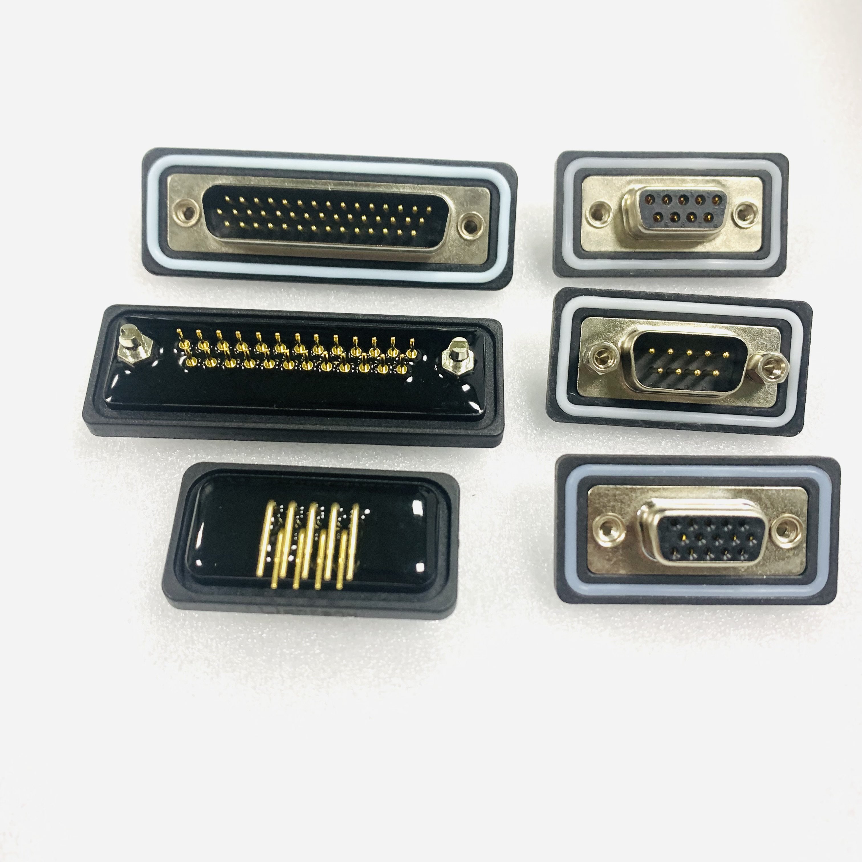 D-SUB Waterproof Connectors Two and Three Rows of Pins with Welding Wire and Plate 90 and 180 Degree Angles