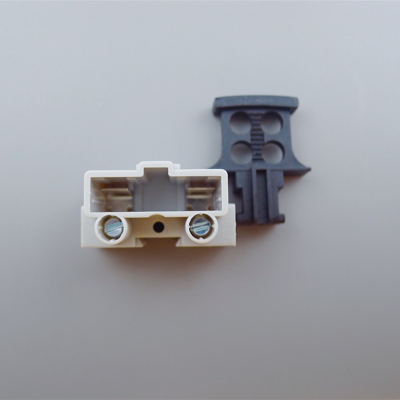 PA66 housing Terminal Block strip connector FT06 Wire connector 250V 6.3A Fuse Terminal Block for electrical wiring