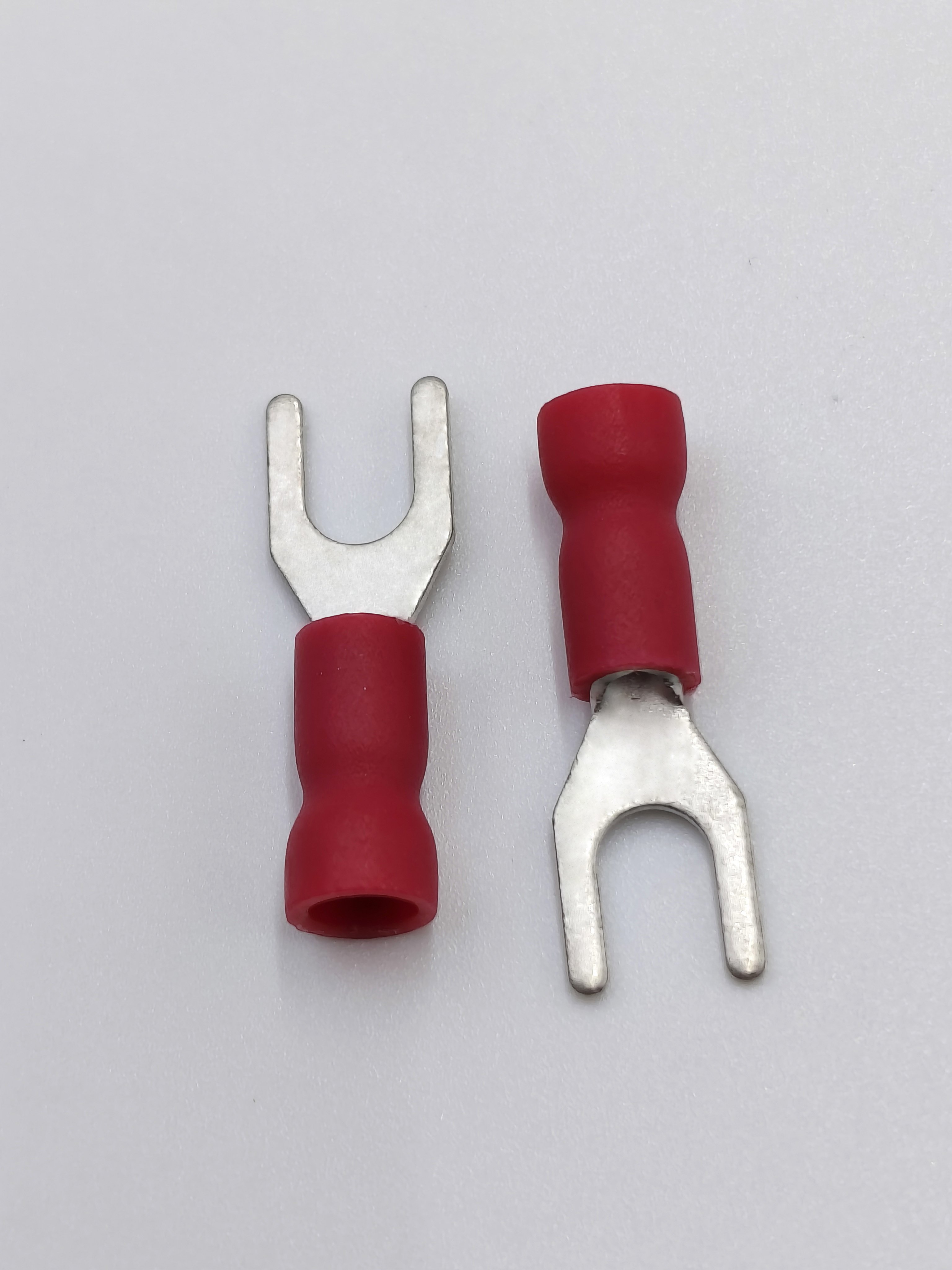 Easy to enterForked Shape Pre-Insulated Terminals SV End U-Shaped Copper Lug Power Cable Connector