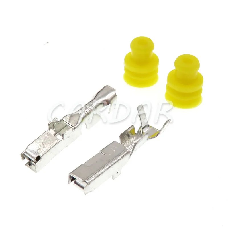 1 Set 2 Pin 7283-8220-30 Rain Wiper Plug Waterproof Socket Automotive Connector For Teana