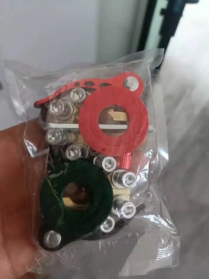 1 Pair Toolless Quick Disconnect Battery Main Cable Post Terminal Shut-off Connectors 12v 6v 24v Boat Race Car UTV Tractor Truck