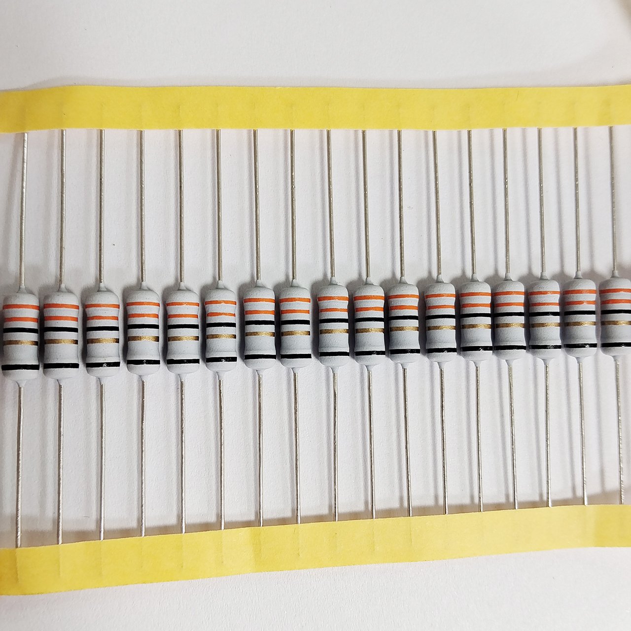 Savol Electronic Components FKN 1W 33R Fusible Wirewound Resistor