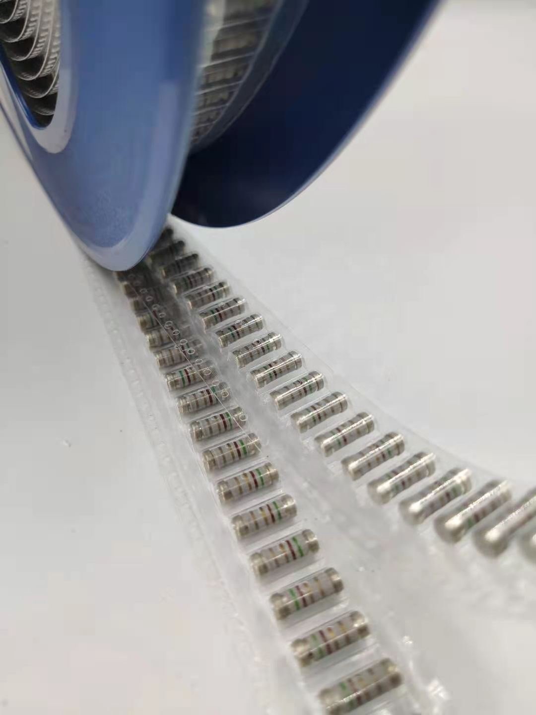 FACTORY SALE Wire-Wound MELF WWM Resistor 0204 0207 0309 0411 Fuse SMD Resistance 1% 5% 4.7R ohm 1/4w 0.25w 1/2W 0.5W 1w 2w 3w
