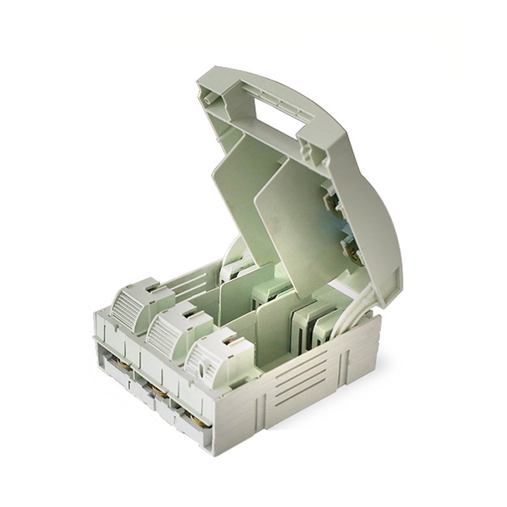 3P AC disconnector 160A 400V 690V Fuse type isolator switch