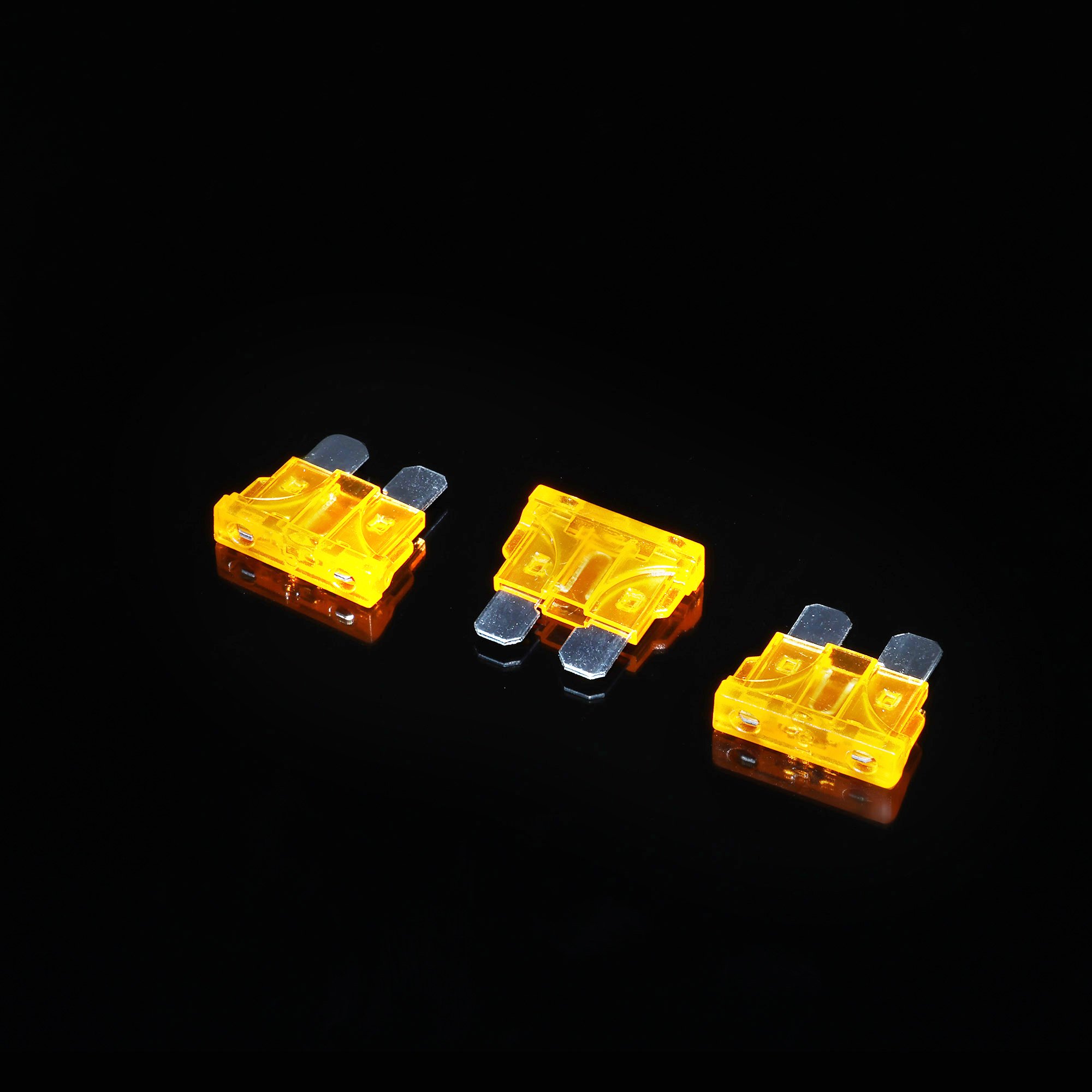 Sundimo Factory Wholesales Automobile Car Security Fuse 8 Types Assortment Kit Standard Auto Car Blade Fuse