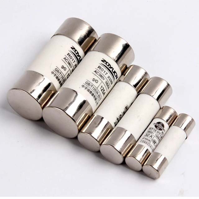 Factory direct sales R015 R016 17 fuse RO15 cylindrical fuse melt core RT18 63A 32A