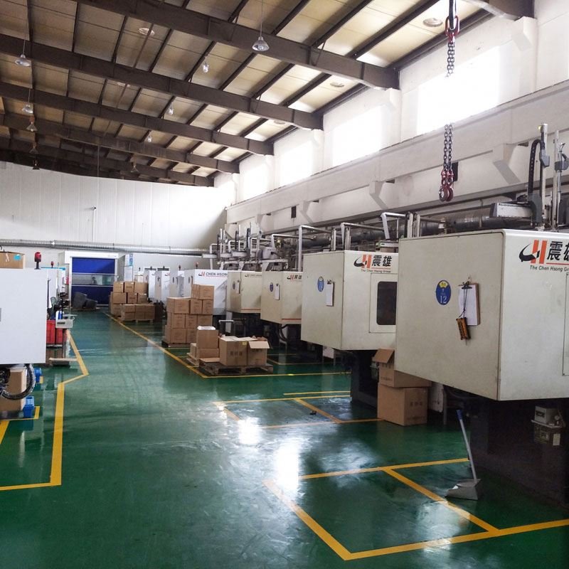 Automotive Plastic Parts Pa66 Gf33 Gf30 Gf50 Injection Mould For Auto Junction Box Fuse Block Components Autoteile