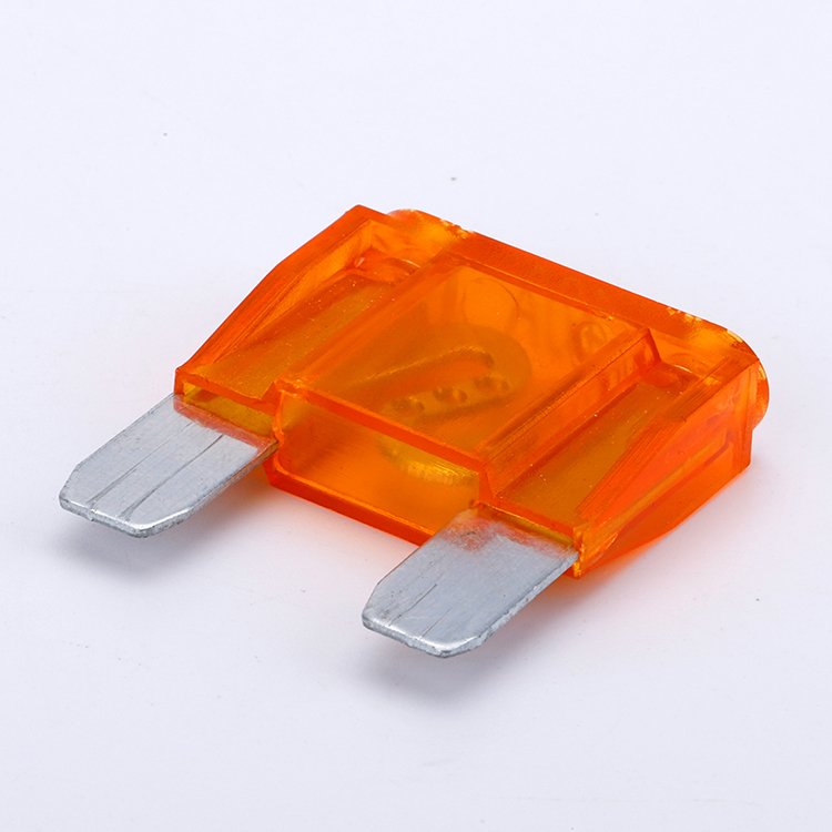 Hot Sale Medium Size Car ATO Auto Blade Fuse Holder 32V Plastic & Zinc WN-F805 40A Car Fuse Pieces Blade
