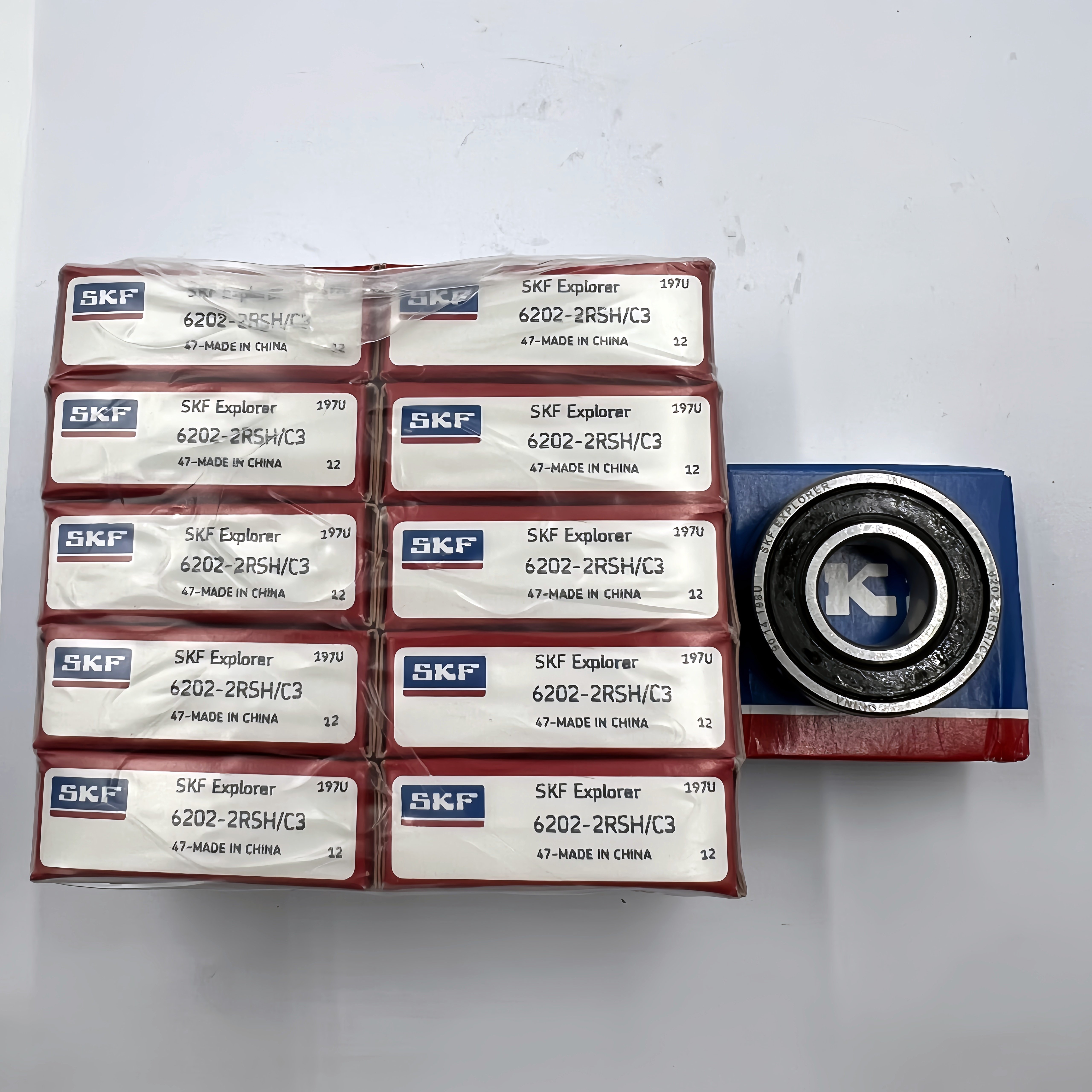 6205-2RSH/C3 6205 6204 6203 6202 6201 2RSH C3 original SKF deep groove ball bearing with rubber seal ball bearing SKF