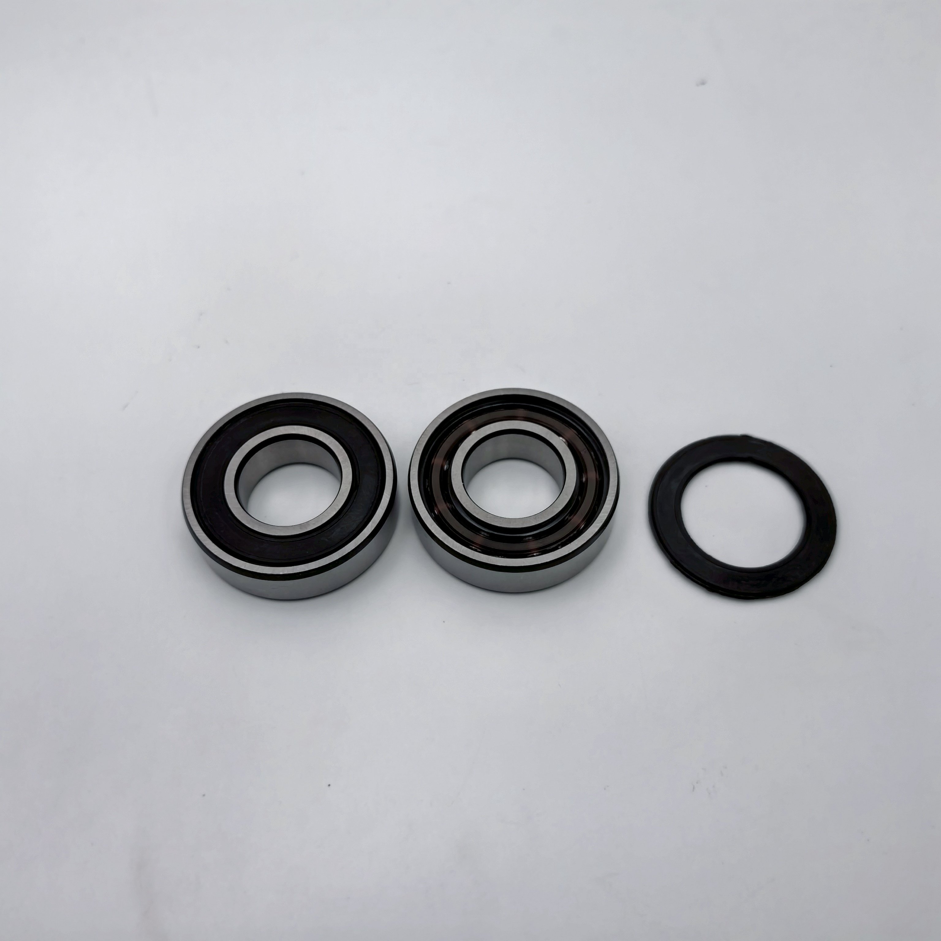 Latest Products Good Quality Long Life Nylon Cage Deep Groove Ball Bearing 6002-2RS1TN9/C3VT162 For Wholesales