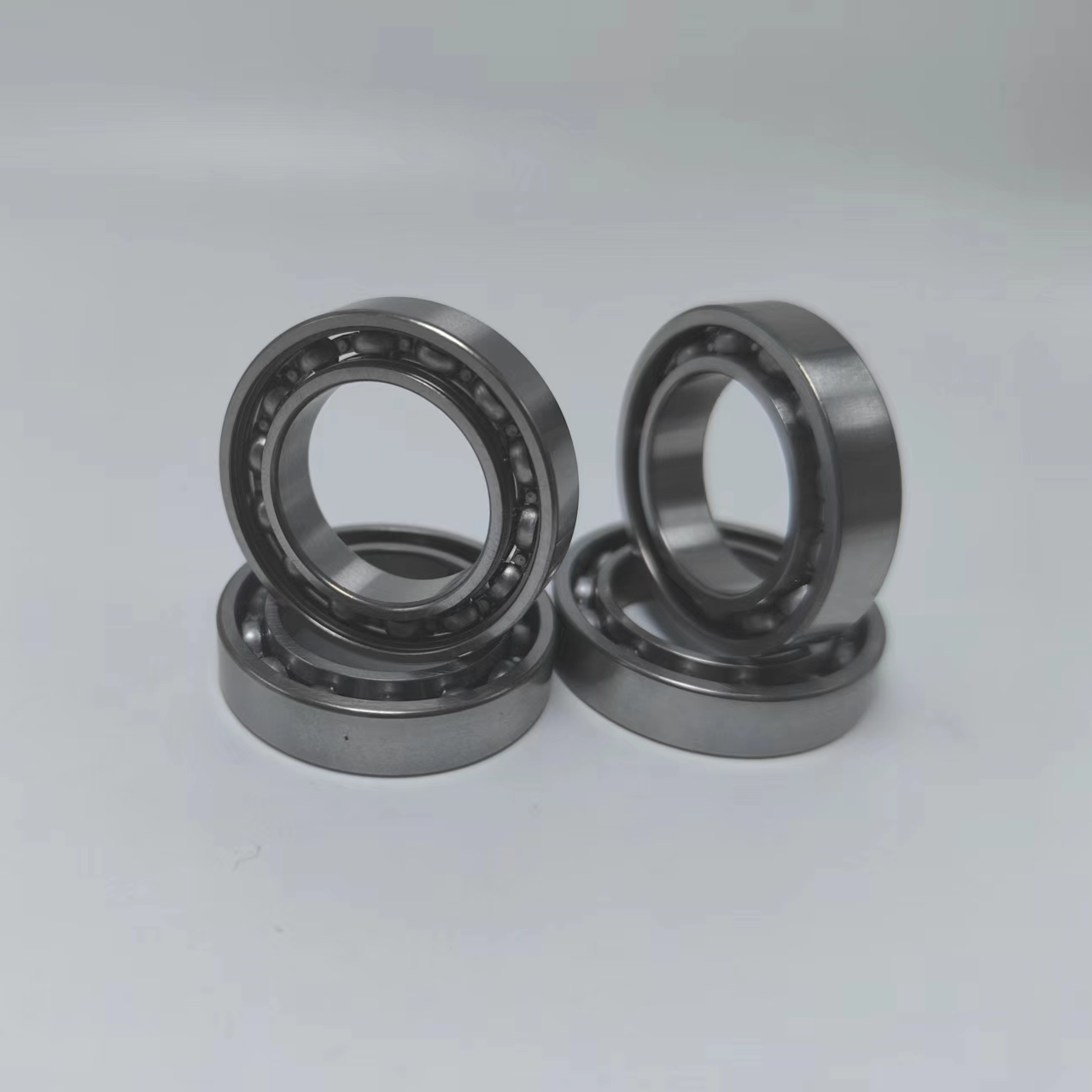 Hot selling original P6 precision single row high quality deep groove ball bearing 6804