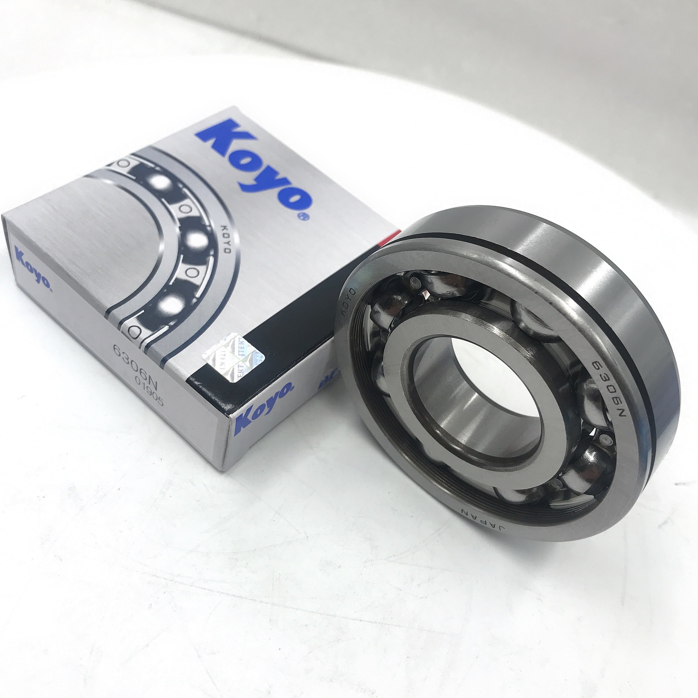 KOYO Deep Groove Ball Bearing 6200 6201 6202 6203 6204 6205 6206 6207 6208 6209 6210 2RS ZZ C3