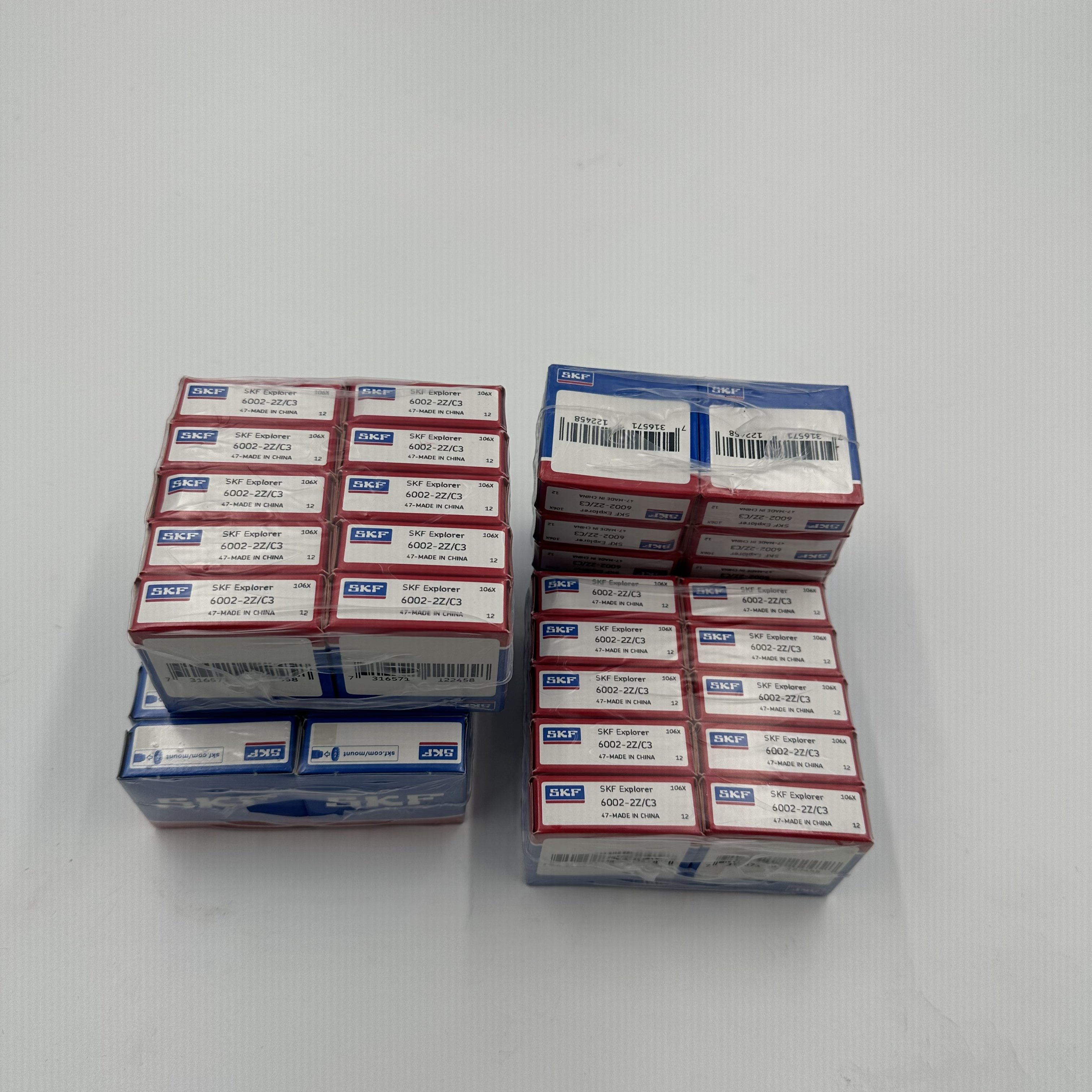 -Original SKF Deep groove Ball Bearing 6002 2Z/C3 15*32*9MM 0.031KG SKF Single row ball bearing 6002 2Z