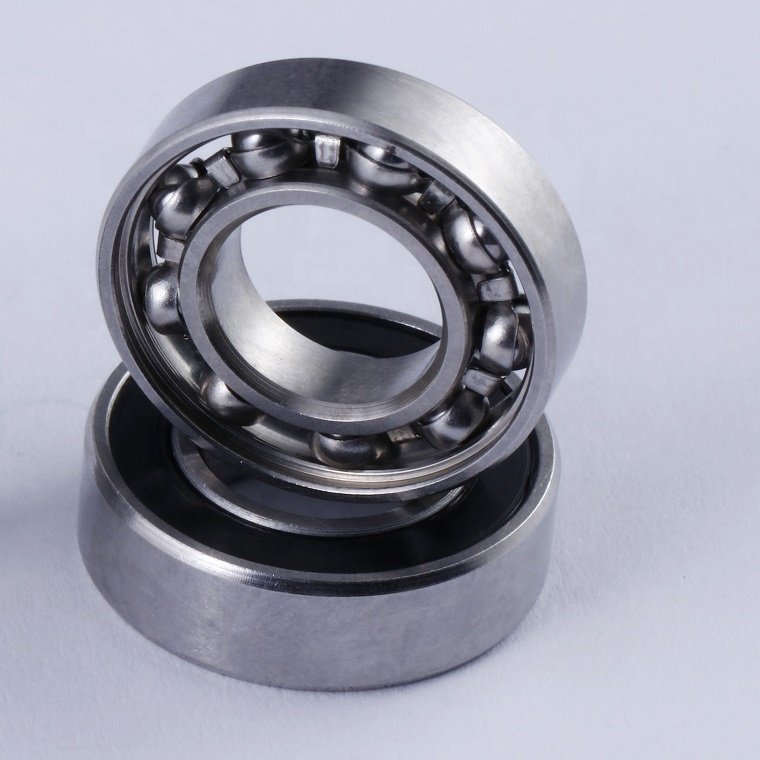 High Precision 8mm Chrome Steel Ball Bearing Single Row 8x16x4 688 Ball Bearing Long Life Features