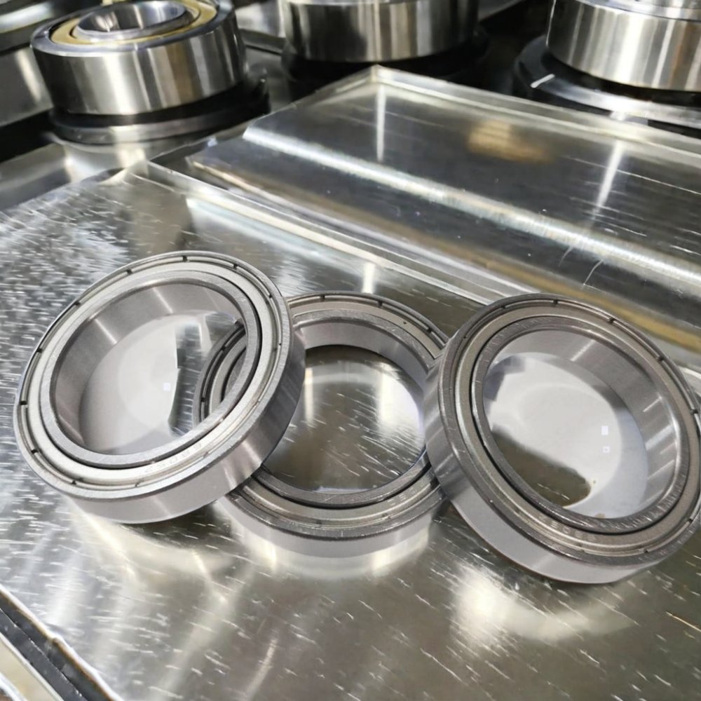 High Quality 6806ZZ Chrome Steel Nylon Open P2 Deep Groove Ball Bearing Long-Life Low-Noise Oil Lubrication High-Speed 2RS Seals