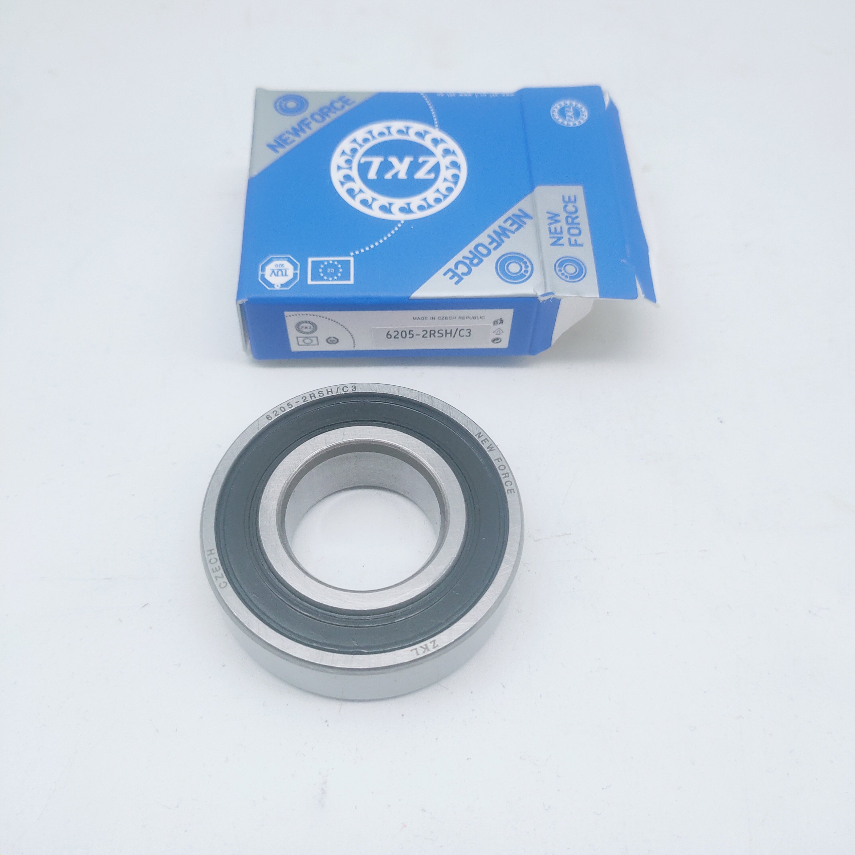 China Factory Bearing Deep Groove Ball Bearing 6000 6200 6300 Series 6011 Bearing
