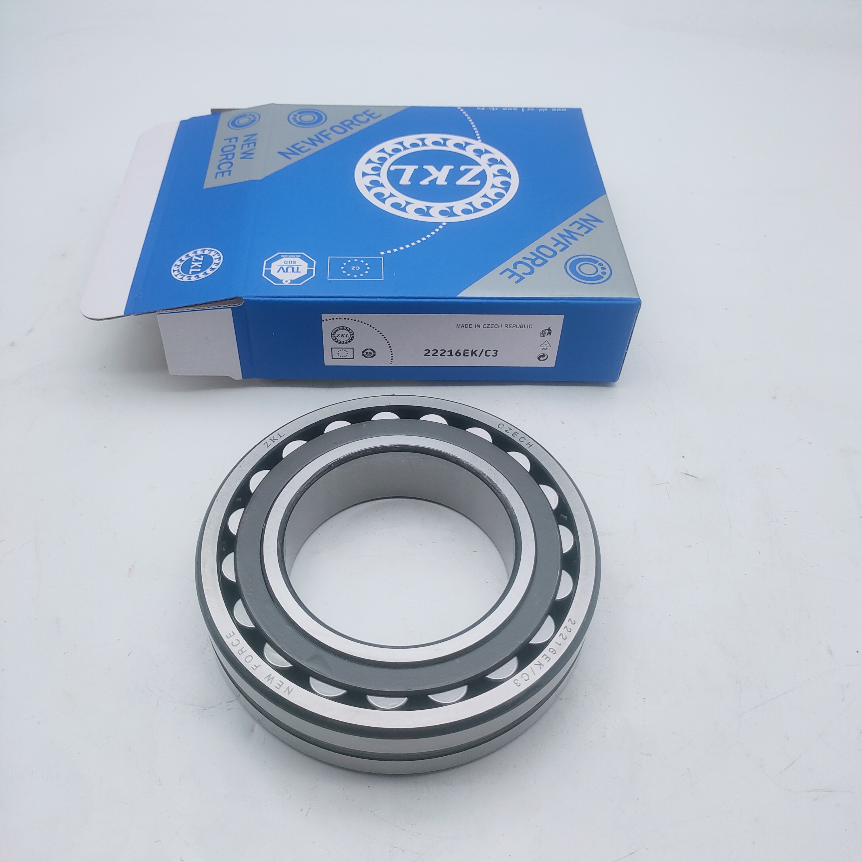 China Factory Bearing Deep Groove Ball Bearing 6000 6200 6300 Series 6011 Bearing