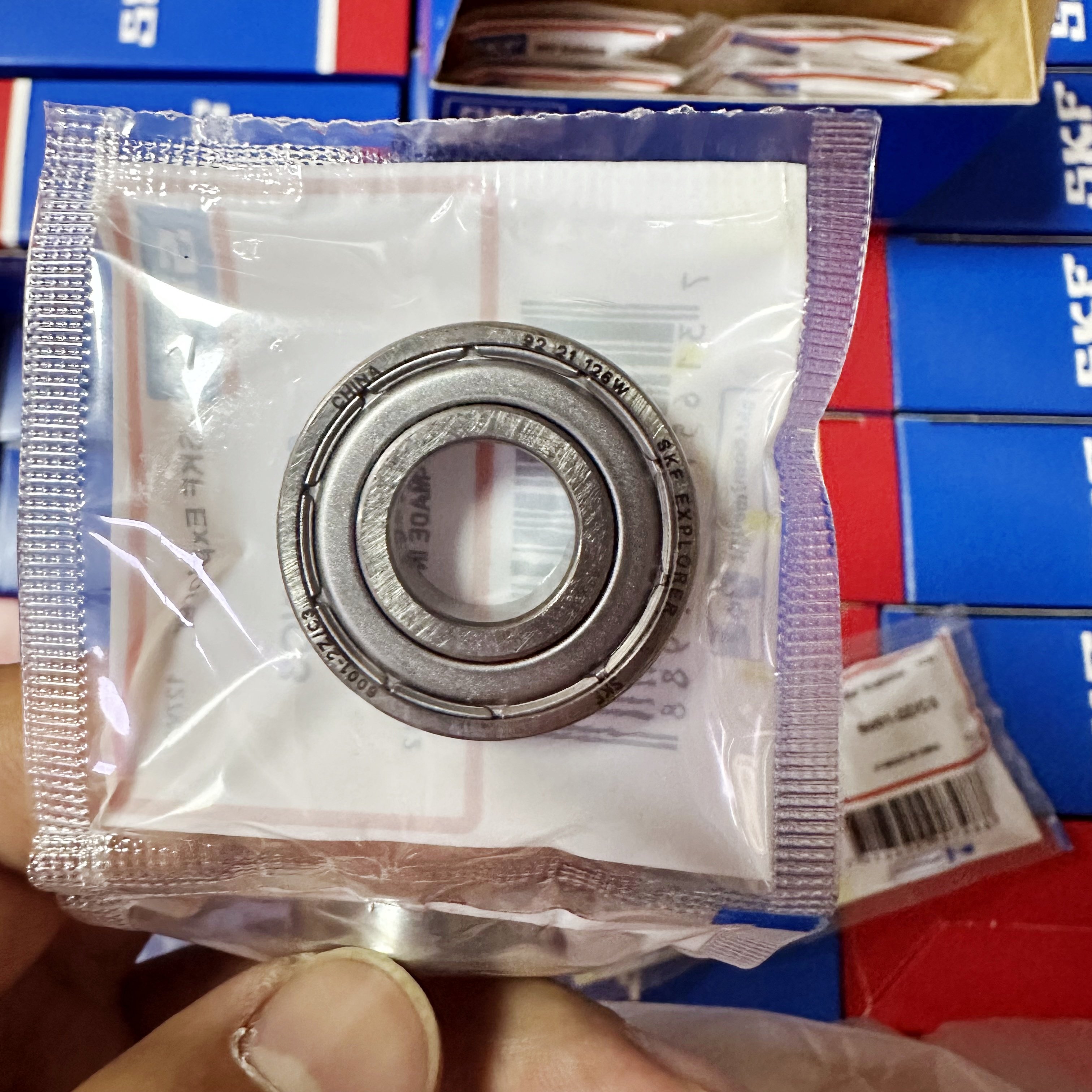 SKF Original Bearing Price 6001-2Z/C3 6001-ZZ 6001-2Z 6001 SKF Deep Groove Ball Bearing size 12*28*8mm