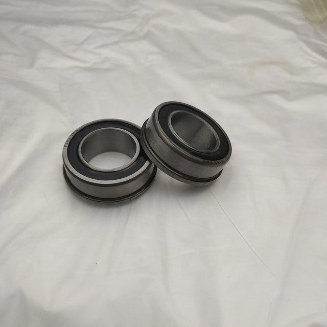 F103 2RS 20*35*11 flanged deep groove ball bearing