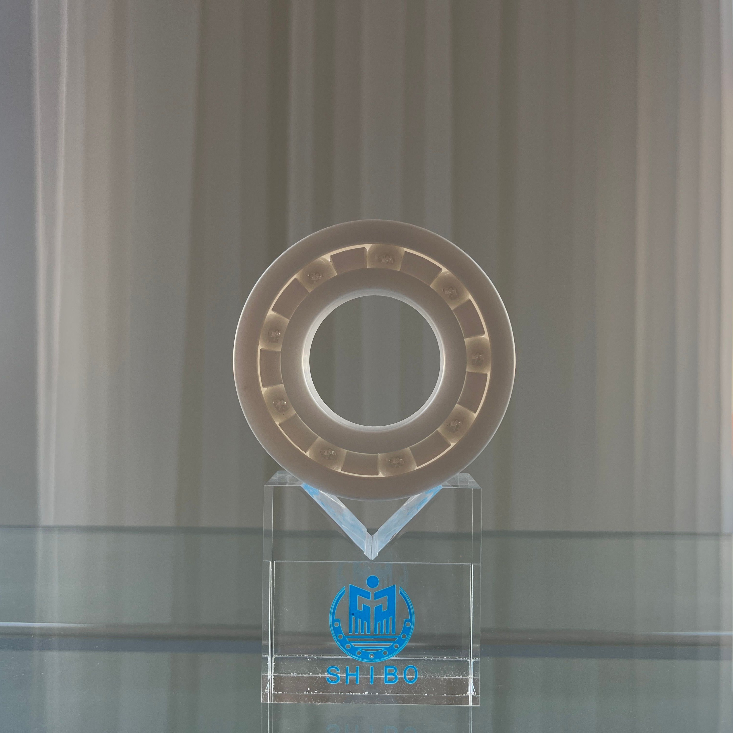 Deep Groove Ball Bearings High speed Long life Full Ceramic Ball Bearing 6002 6005 15*32*9mm for Farms Restaurants Hotels