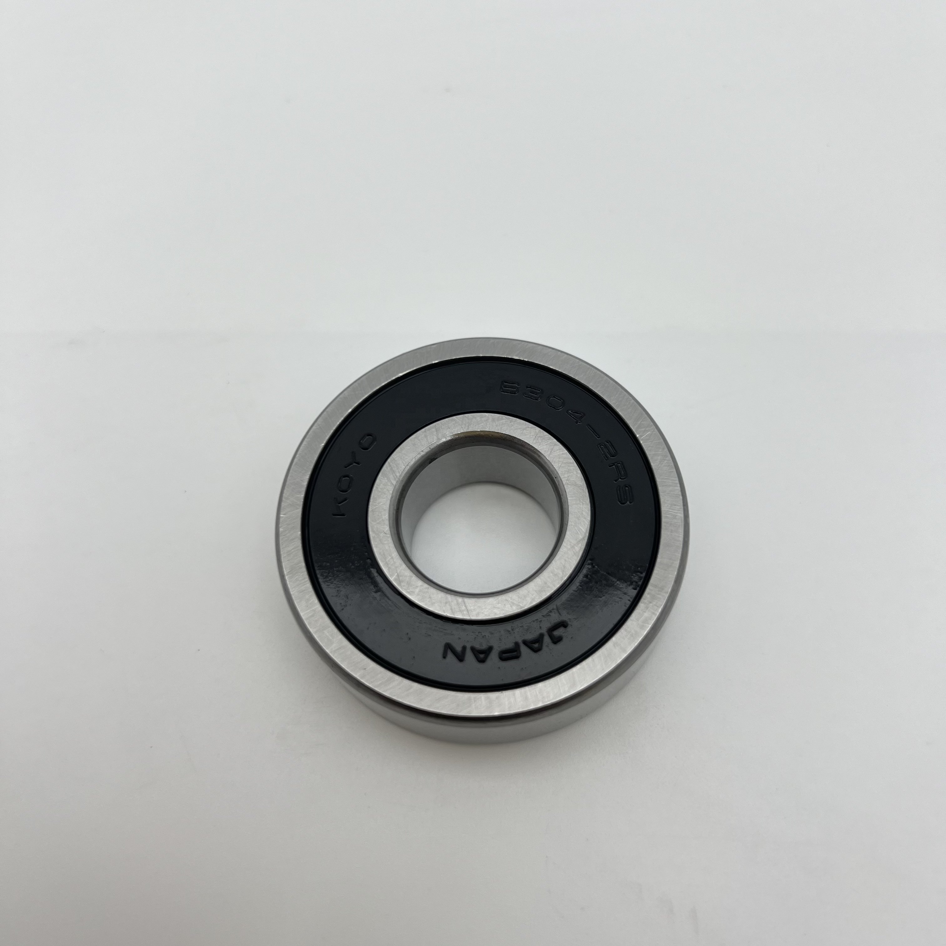 Hot Sale WholesaleJapan bearing 6304 Used In Motorcycle Deep Groove Ball Bearing 6304 6304 2RS 63042RSCM