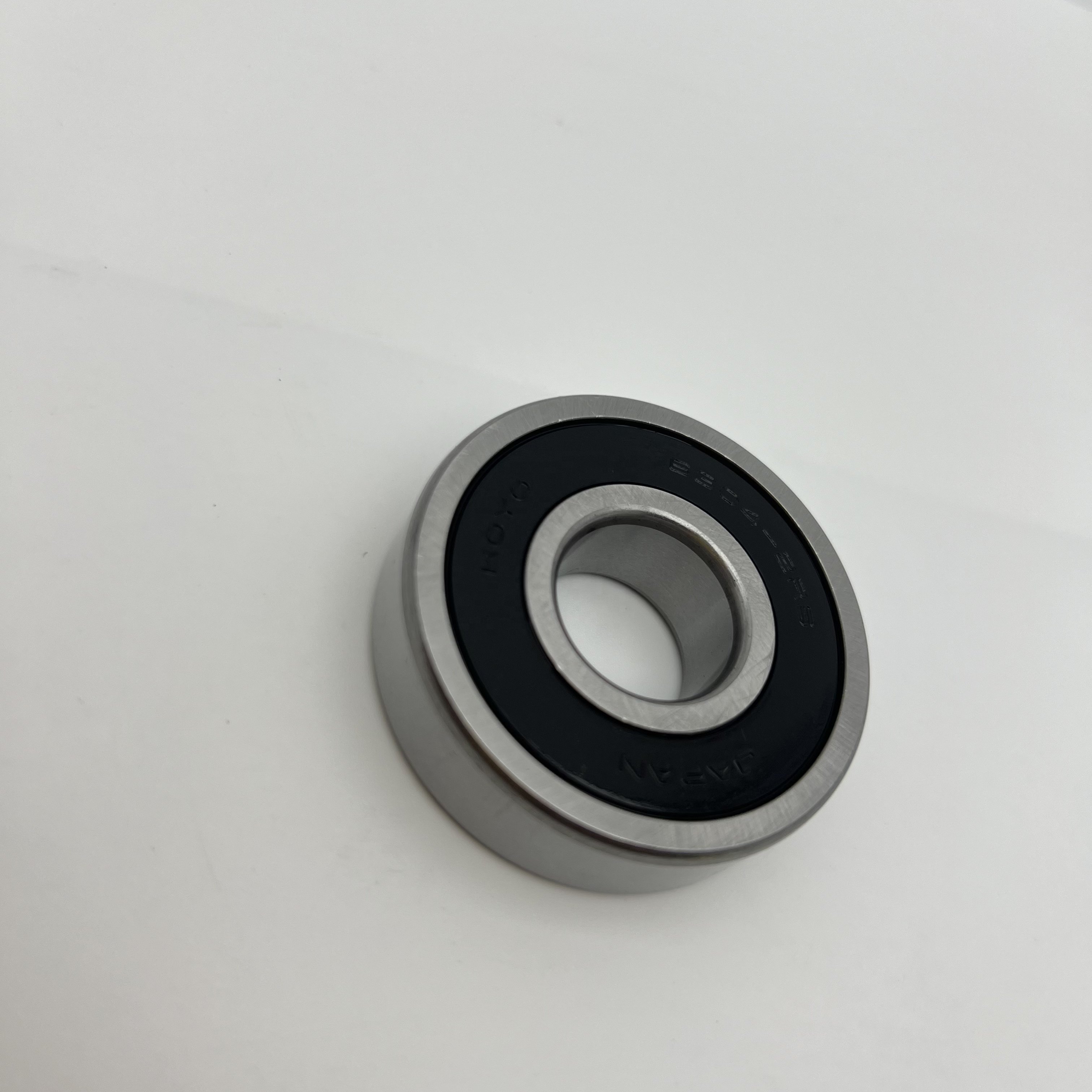 Hot Sale WholesaleJapan bearing 6304 Used In Motorcycle Deep Groove Ball Bearing 6304 6304 2RS 63042RSCM