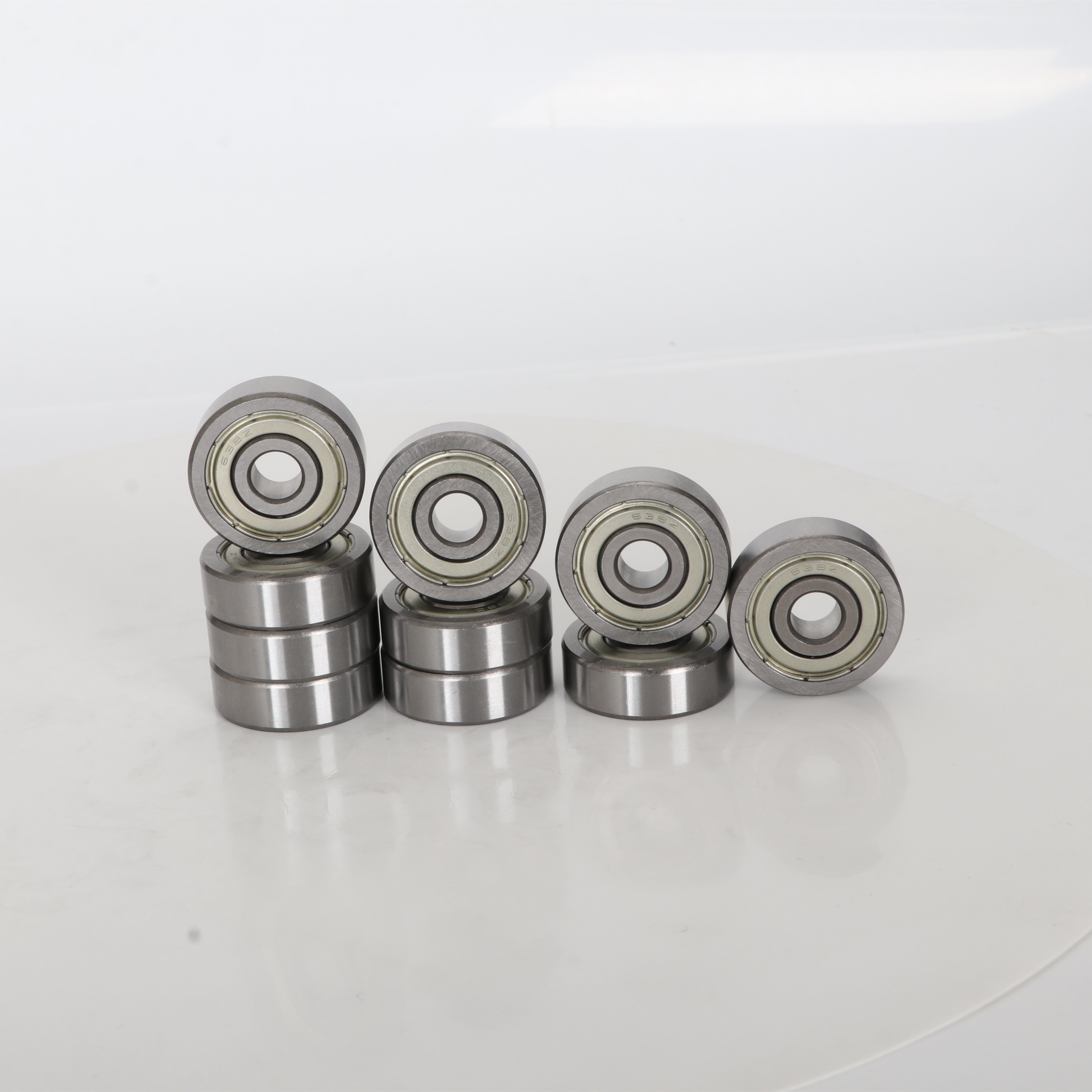 Original 681 682 683 684 685 686 687 688 689 691 692 Miniature Deep Groove Ball Bearing Single Row for Manufacturing Plant Use