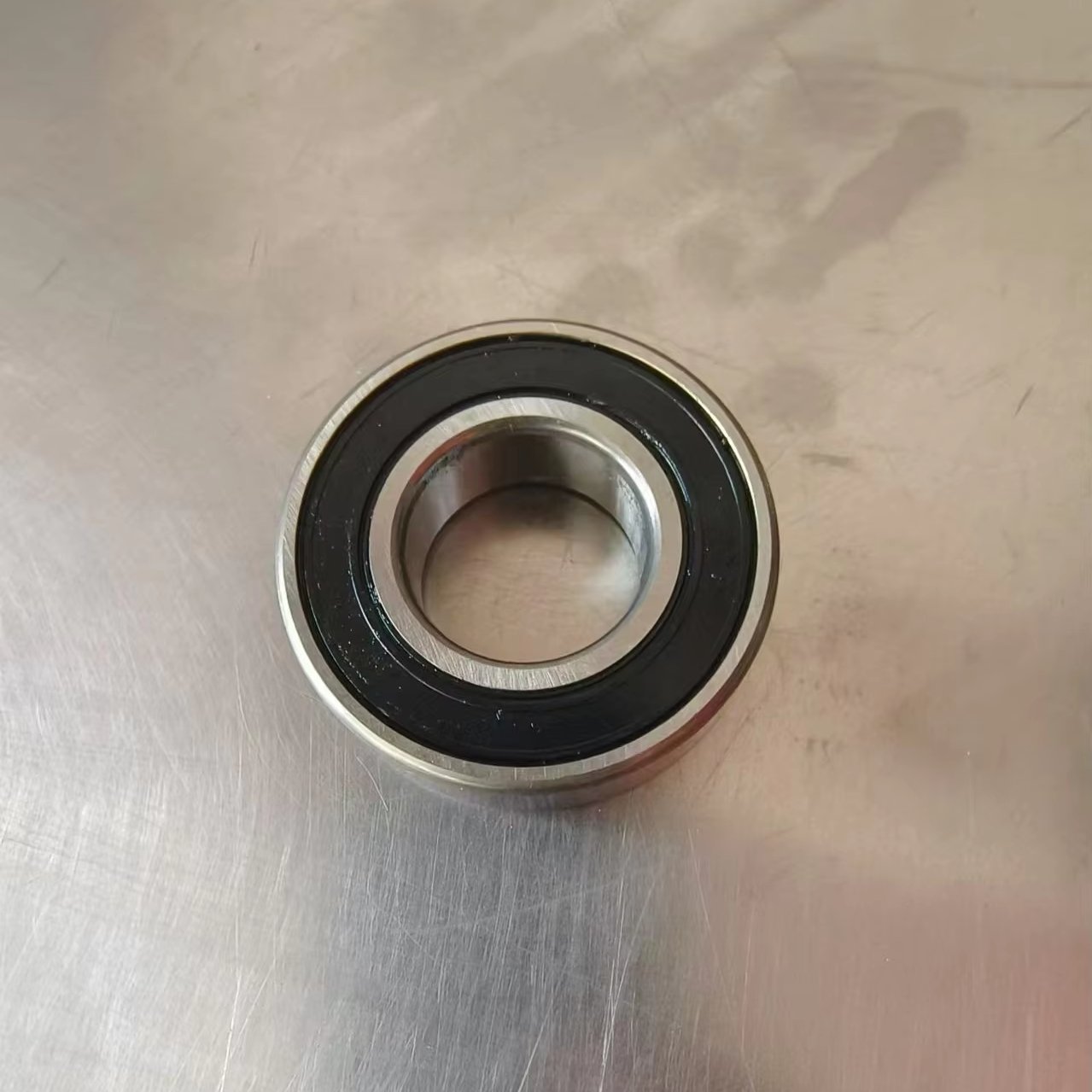 One Way High Performance Bearing 6005 6205 6206 6207 6208 2RS Deep Groove Ball Bearing for Motorcycle
