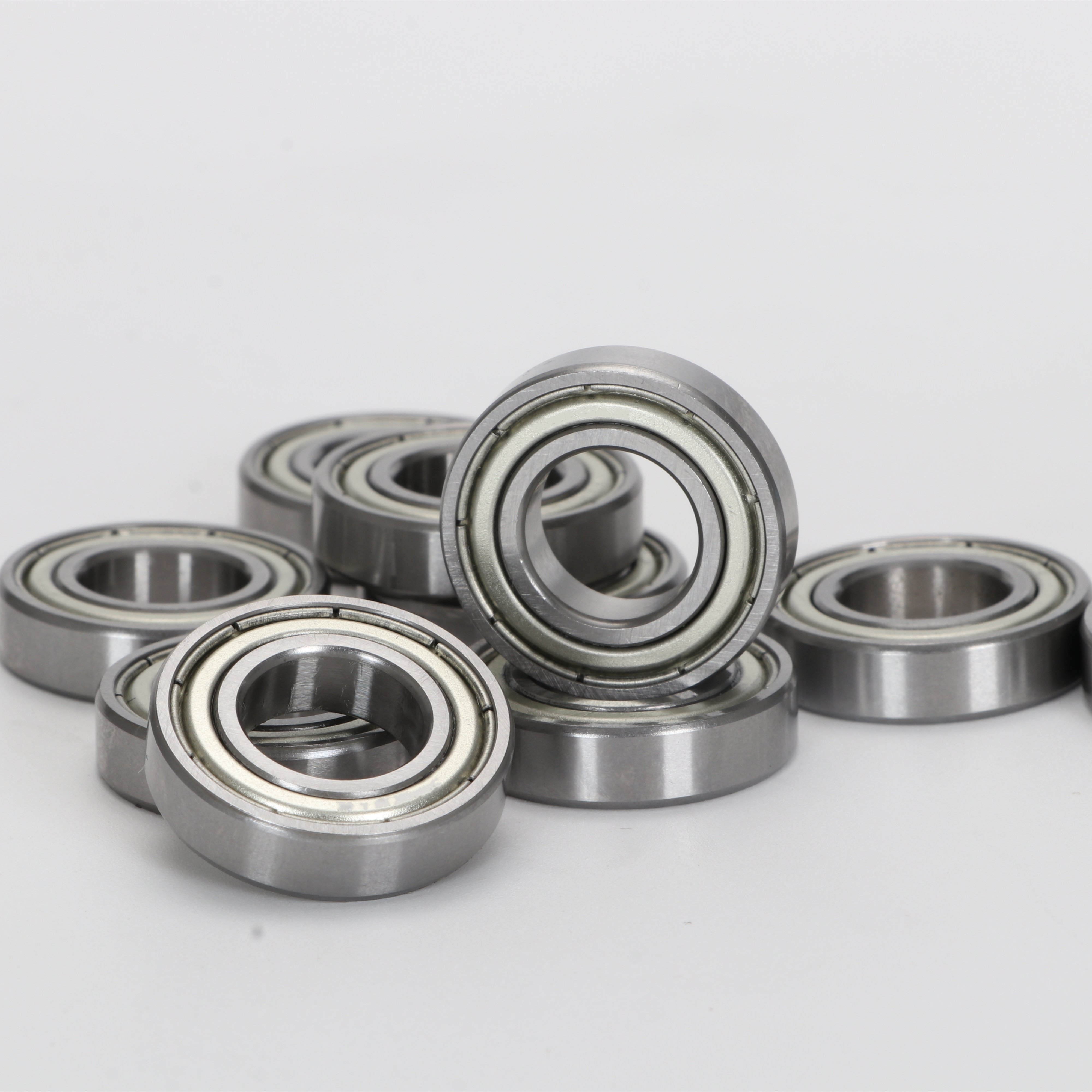 Deep Groove Ball Bearing 608z For Skateboard size 8*22*7mm