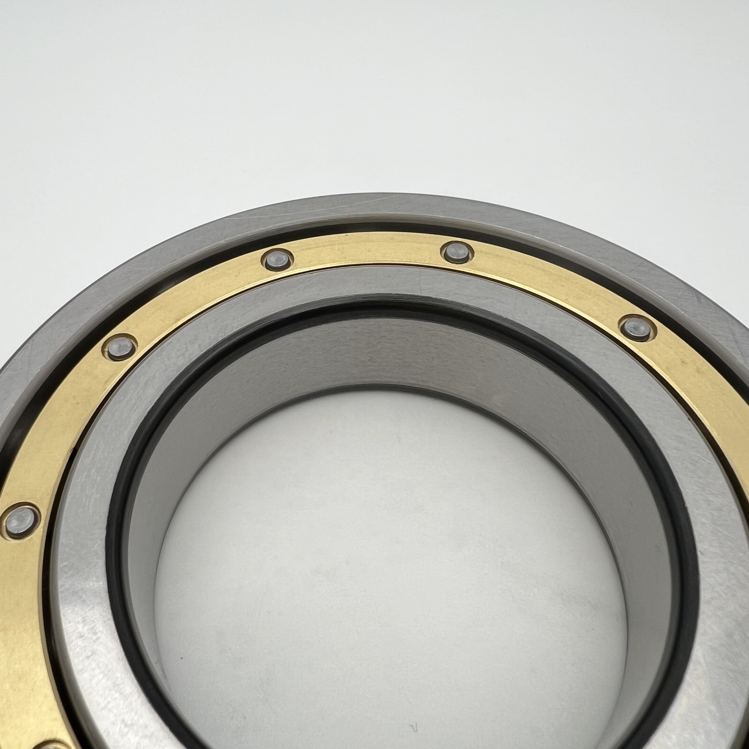Hot Selling Quality 60x110x22mm Single Row Brass Cage Deep Groove Ball Bearing 6212 M C3