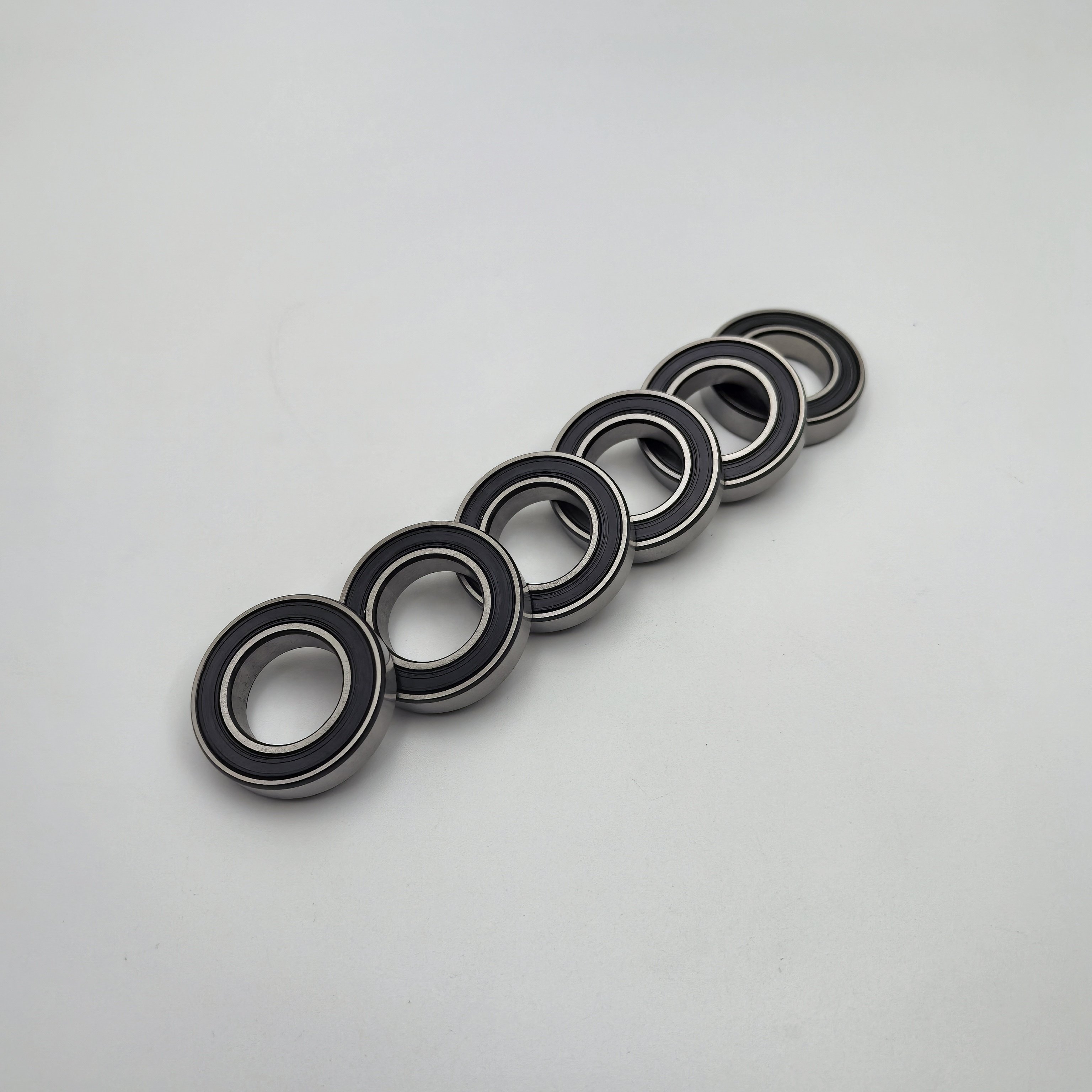 Original High Quality Good Price Bearing 61903-2RS1 Stainless Steel Deep Groove Ball Bearing 61903-2RS1