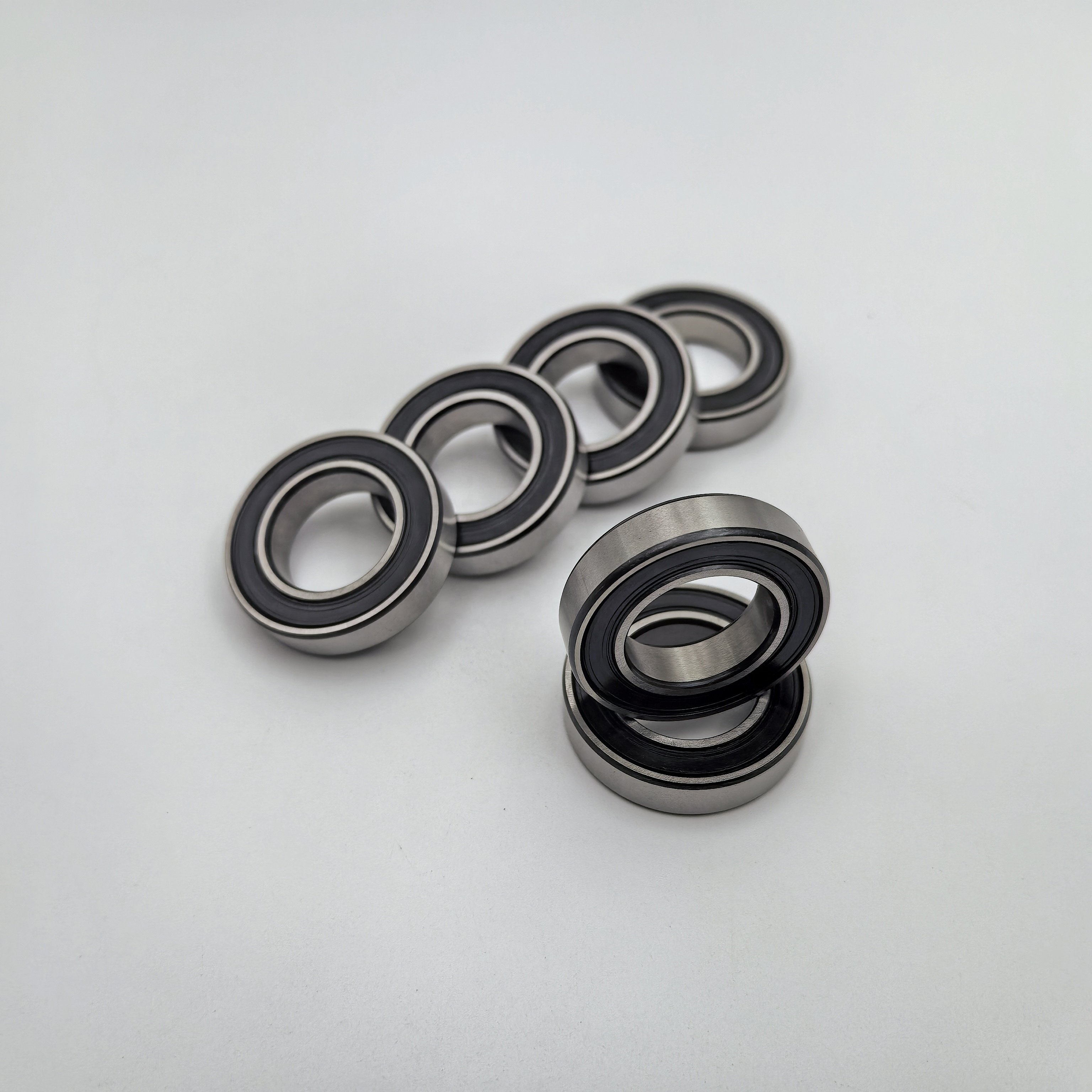 Original High Quality Good Price Bearing 61903-2RS1 Stainless Steel Deep Groove Ball Bearing 61903-2RS1