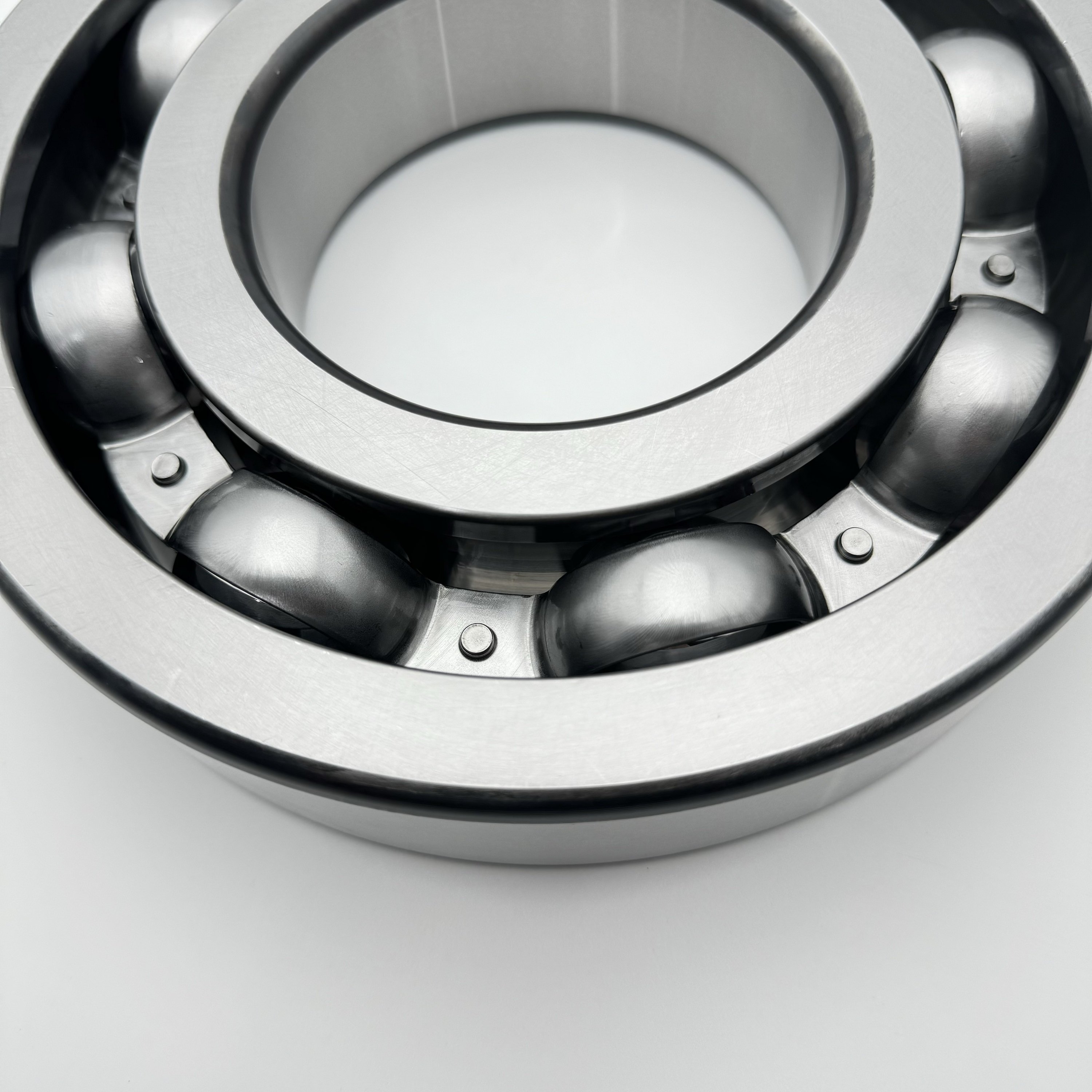 High Precision Large Diameter Deep Groove Ball Bearing 248 6248 Sizes 240*440*72 with Best Quality