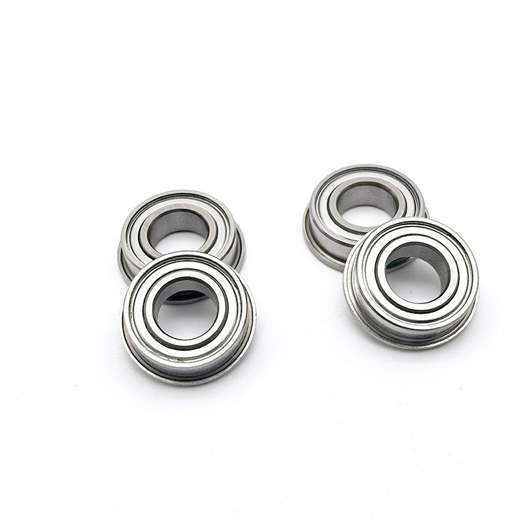 8*16*5mm Flange Bearing F688 Miniature Flange Bearing With Flanged Outer Rings F688ZZ Deep Groove Ball Bearing