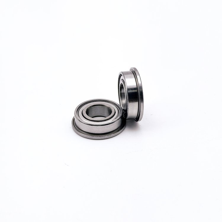 8*16*5mm Flange Bearing F688 Miniature Flange Bearing With Flanged Outer Rings F688ZZ Deep Groove Ball Bearing