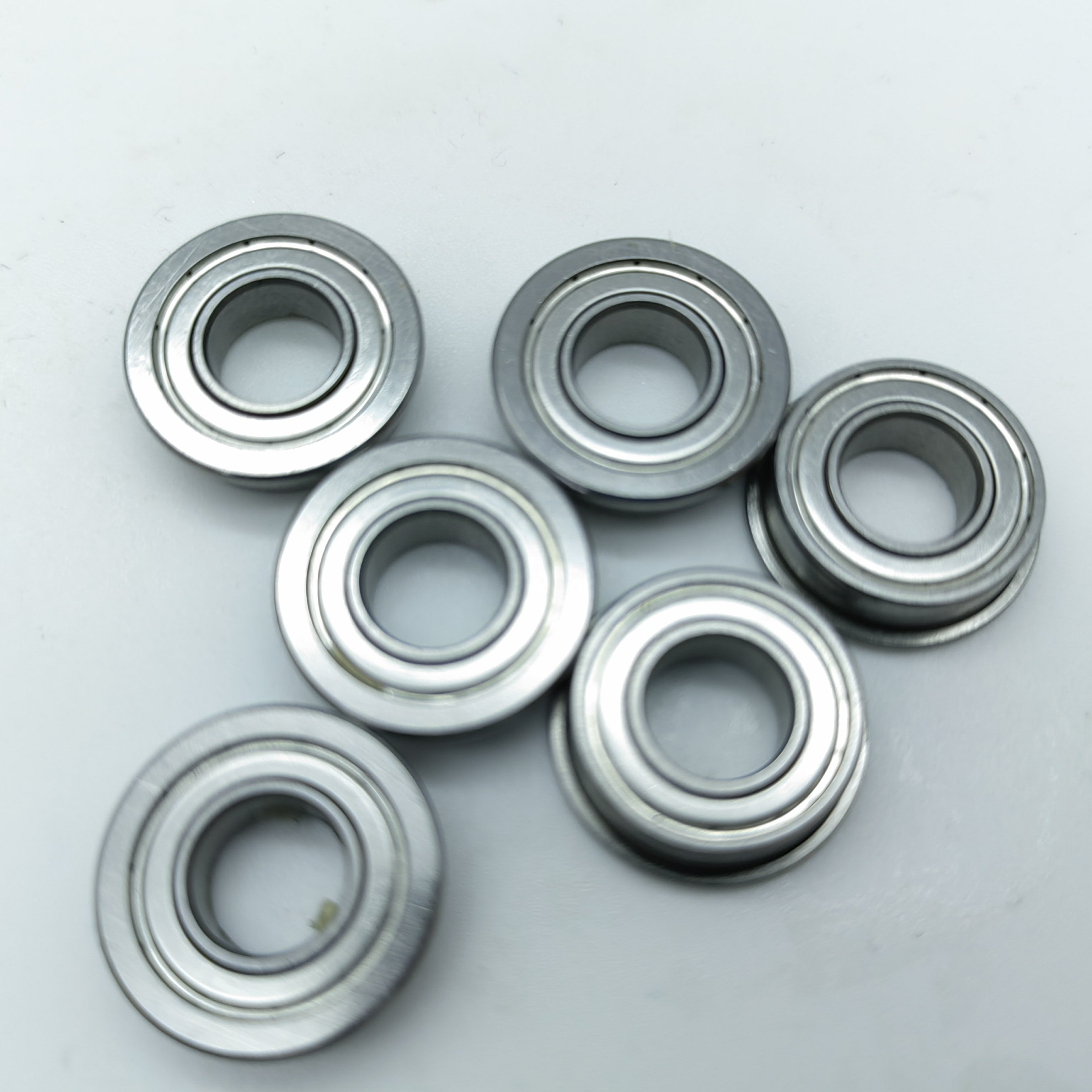 Low Friction Deep Groove Ball Bearing Miniature Flange Ball Bearing F688 Best Quality For Electric Motors