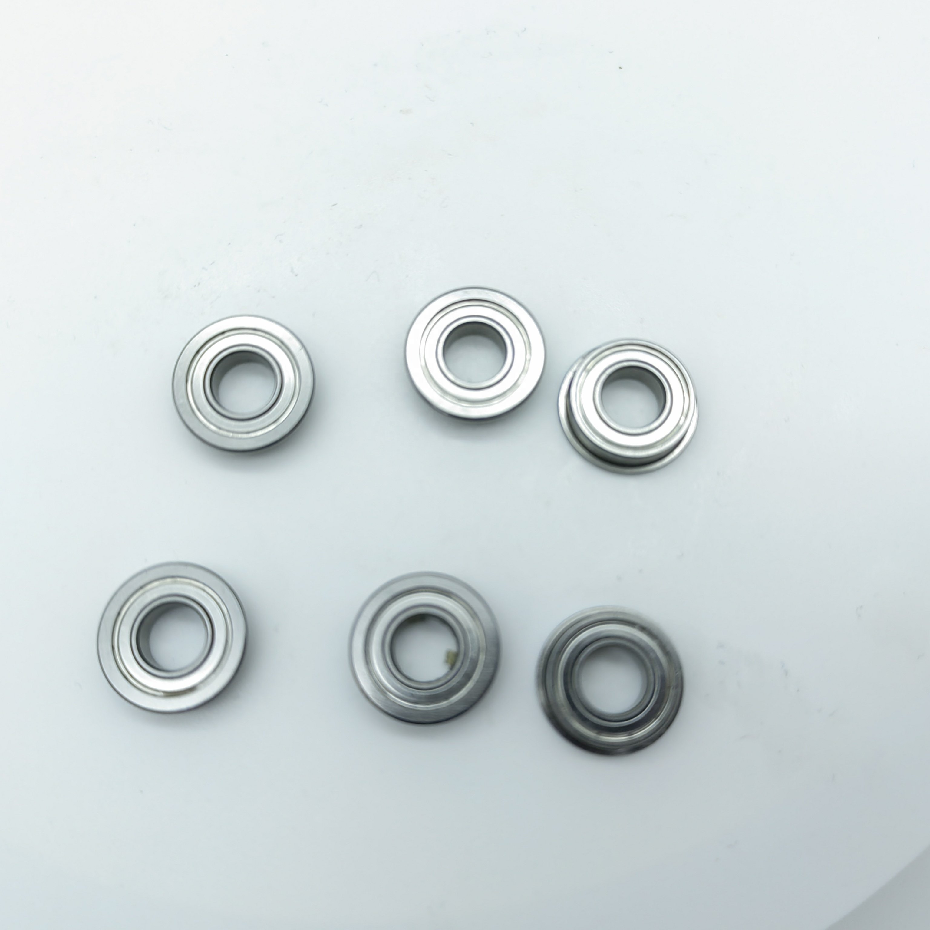 Low Friction Deep Groove Ball Bearing Miniature Flange Ball Bearing F688 Best Quality For Electric Motors