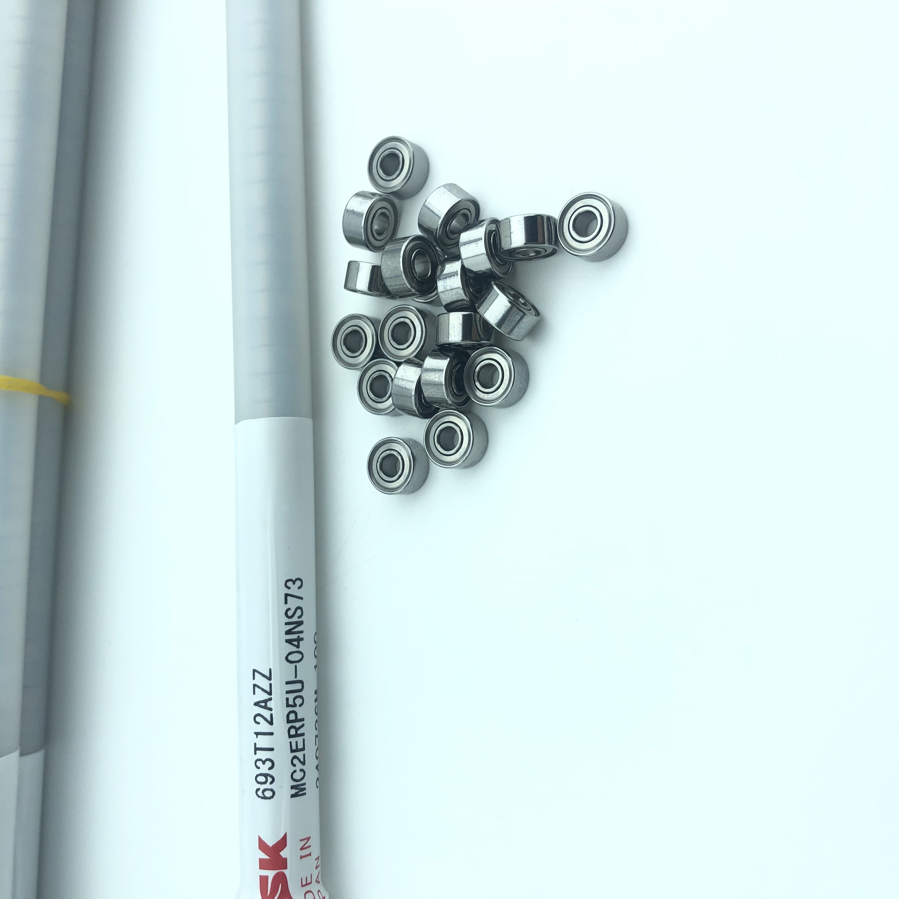 Product Manufacturer High Speed Micro Deep Groove Ball Bearing 693T12AZZ 3*8*3mm for Electric Tools