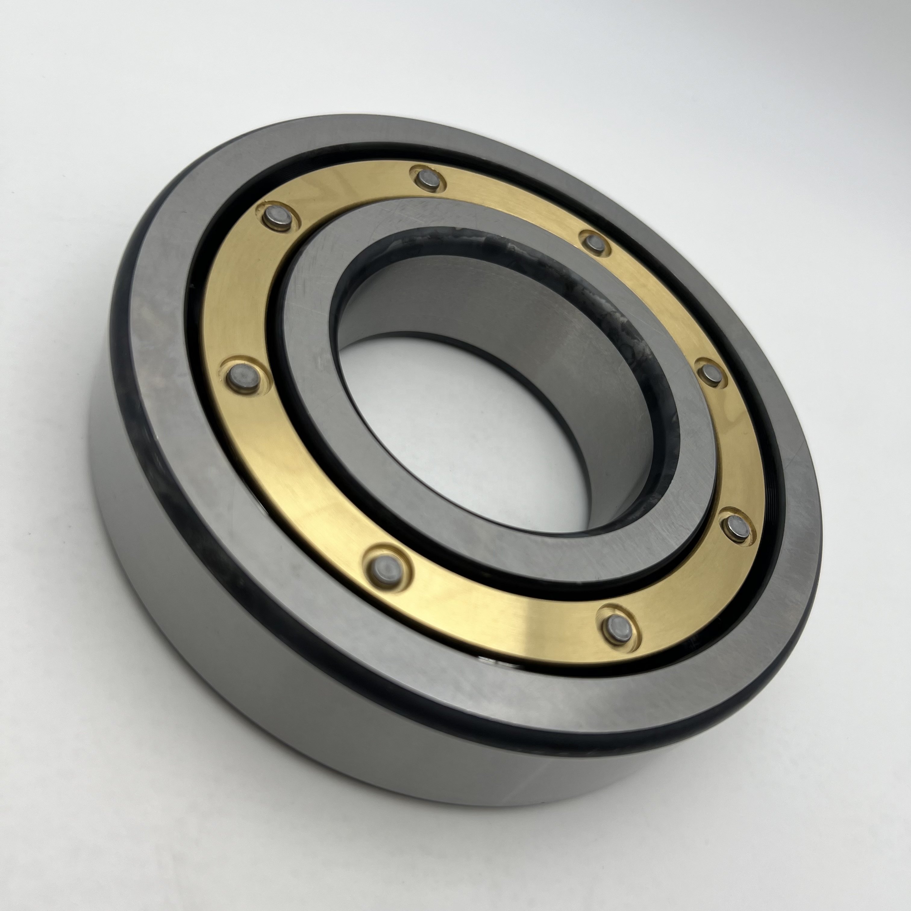Quality Assurance 65*140*33mm Single Row Brass Cage Deep Groove Ball Bearing 6313 M/C3