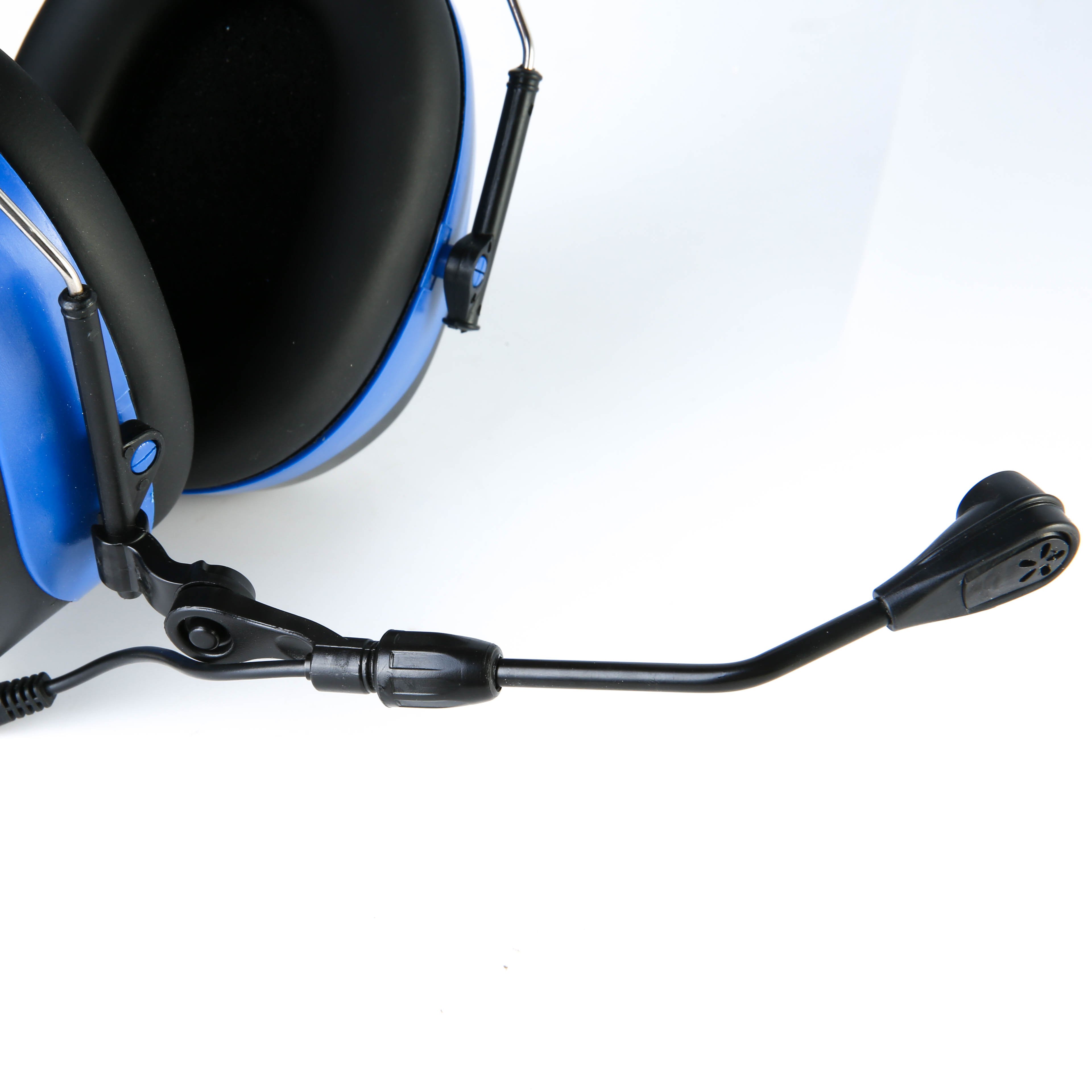 China Factory Hearing Safety Protection Earmuffs With Bluetooths AM/FM with & Extelnal Microphone For Hunting And Shooting