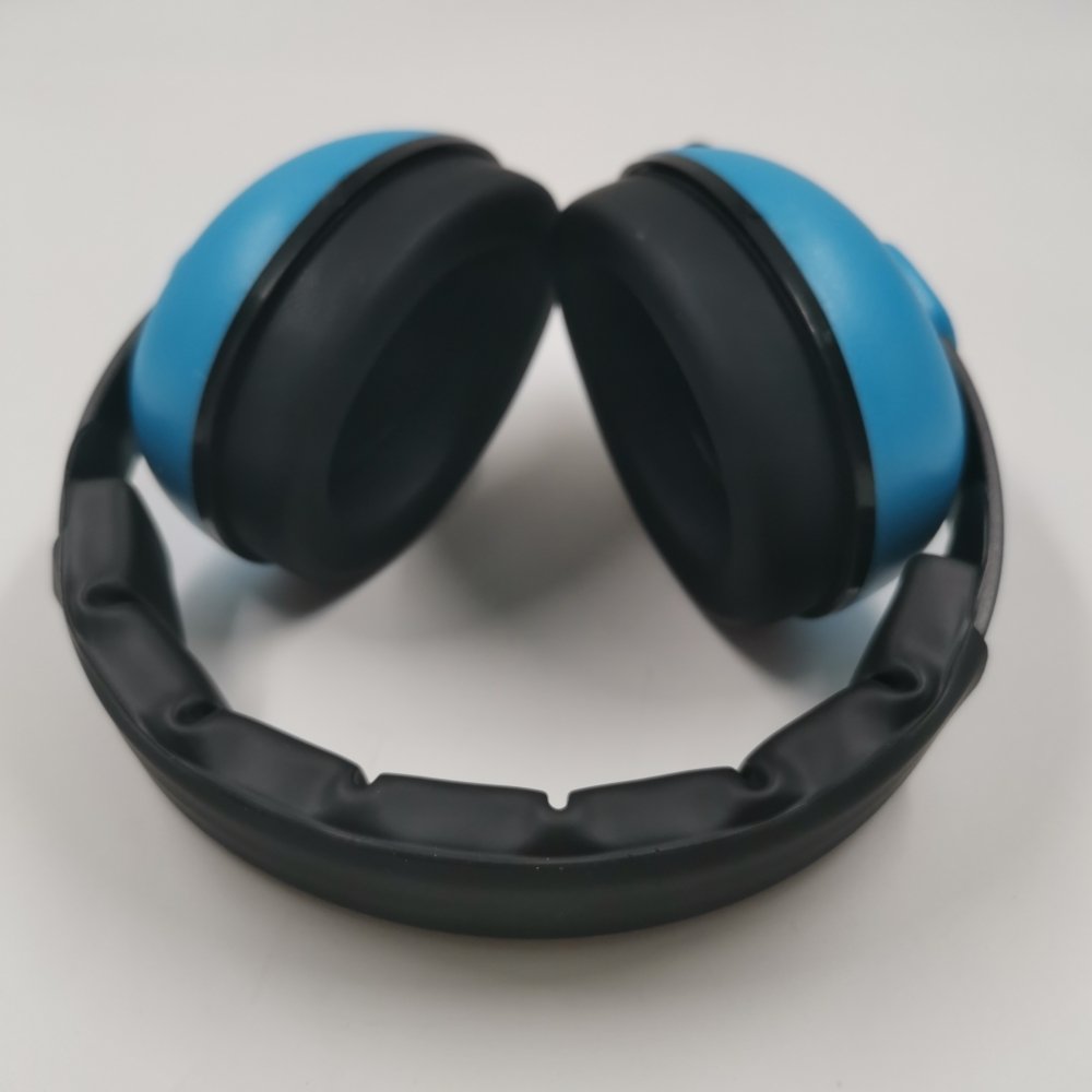 Wholesale Price Blue Adjustable Headband Noise Reduction Safety Earmuffs For Kids