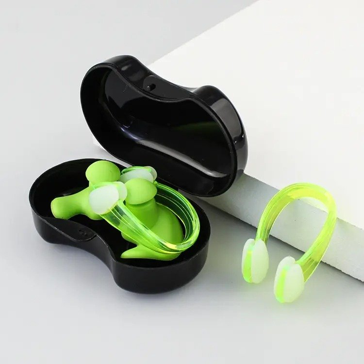 Professional Adult Nose Clips and Earplugs Reusable Ergonomic Silicone Gel Waterproof for Water Sports Application